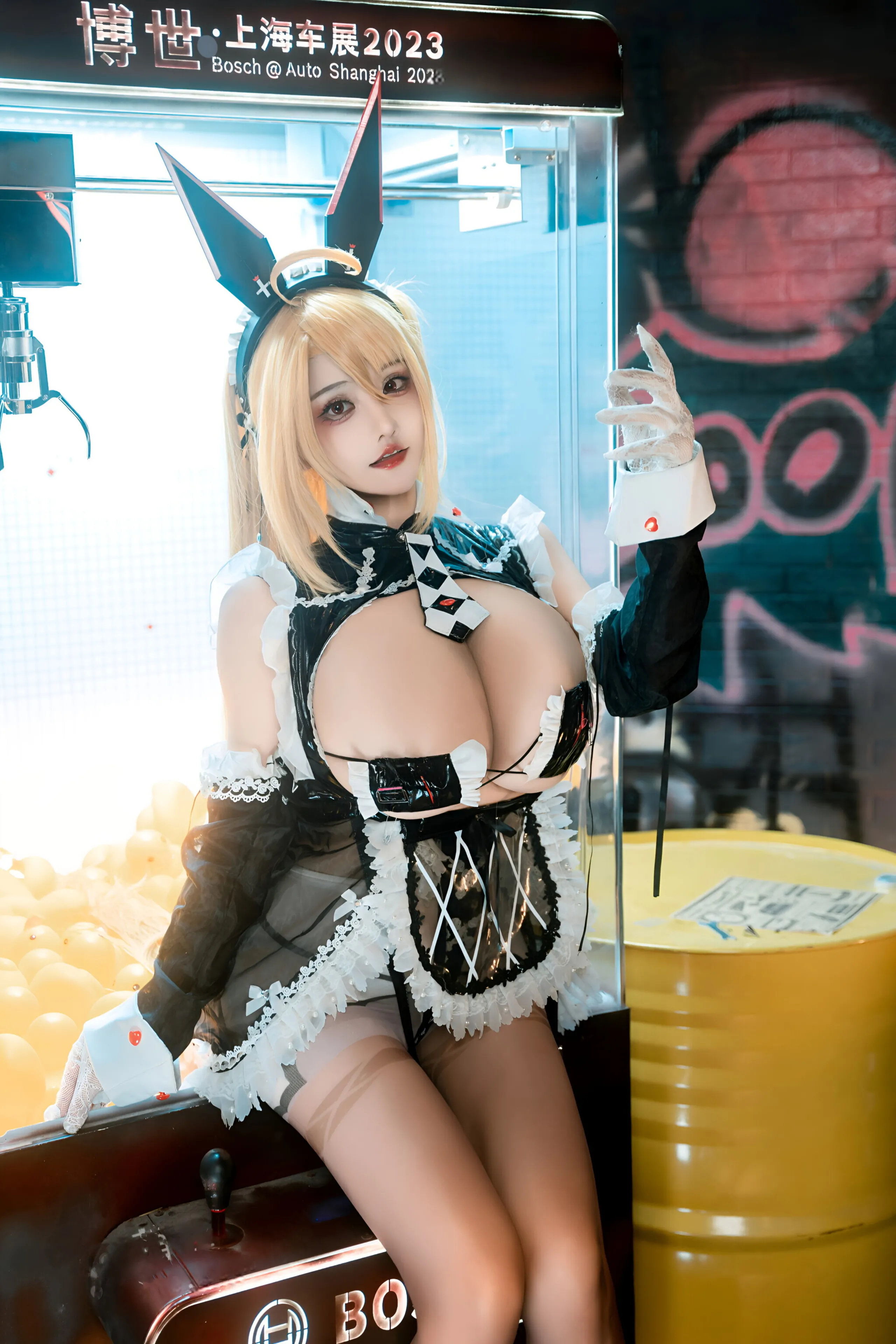 Guaza - Người giúp việc phía trước xen kẽ