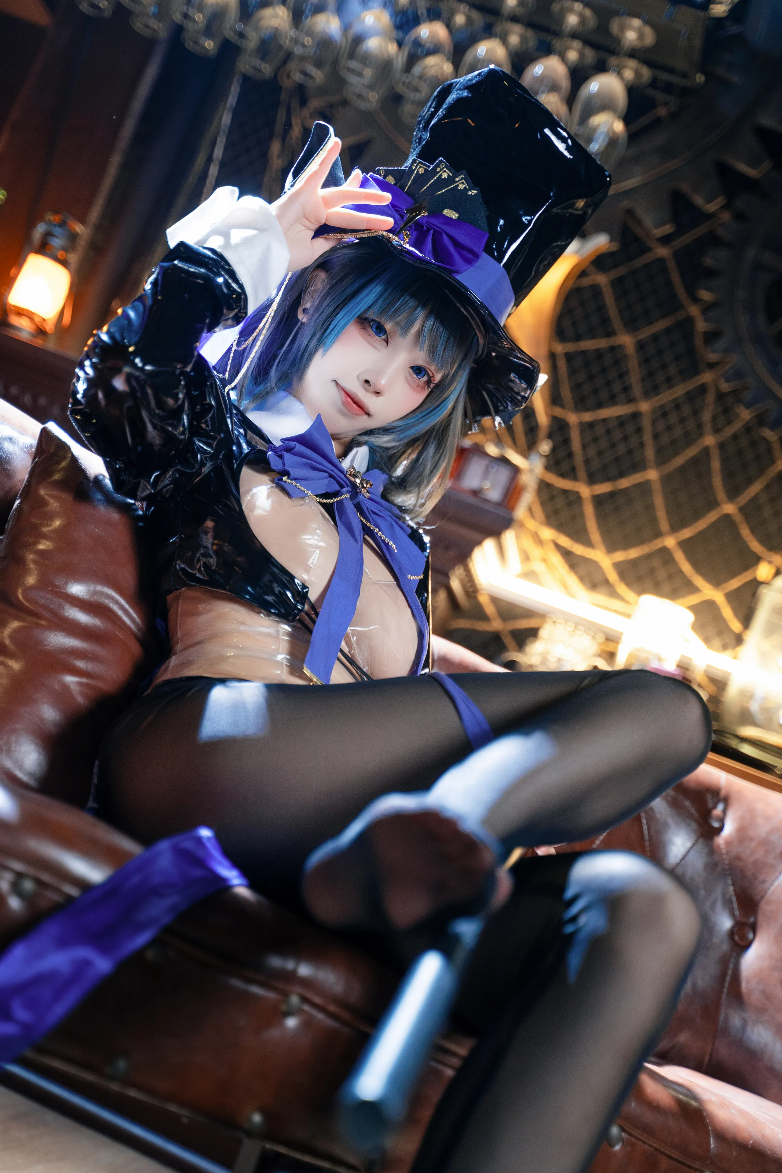 Không khỏa thân, Bunny Girl, Azurian Route, Cheshire, Black Wires