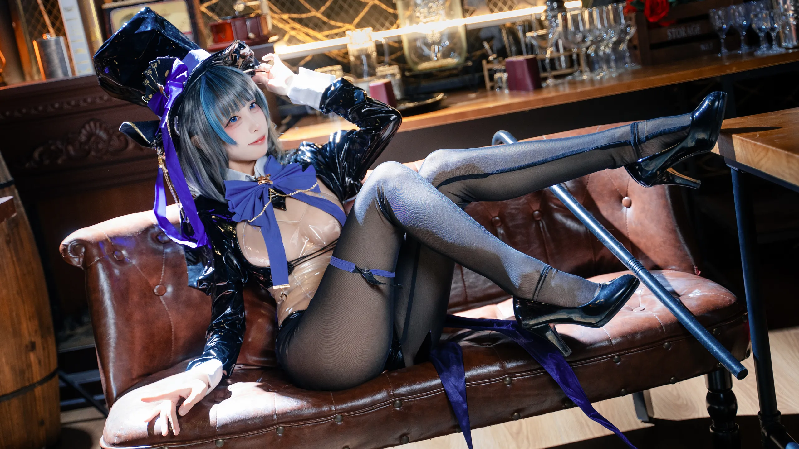 Không khỏa thân, Bunny Girl, Azurian Route, Cheshire, Black Wires