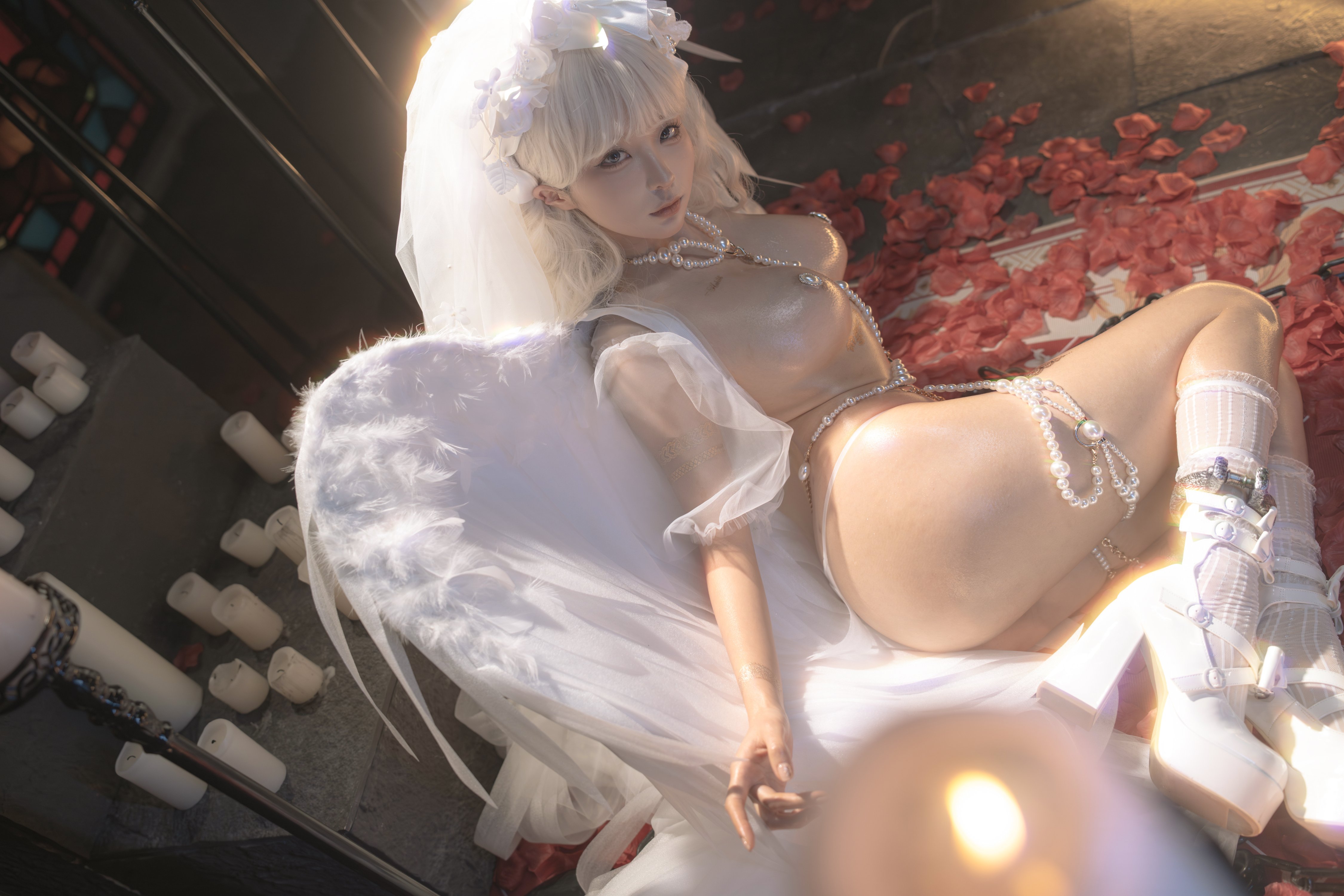 Momo ngu ngốc rơi xuống thiên thần