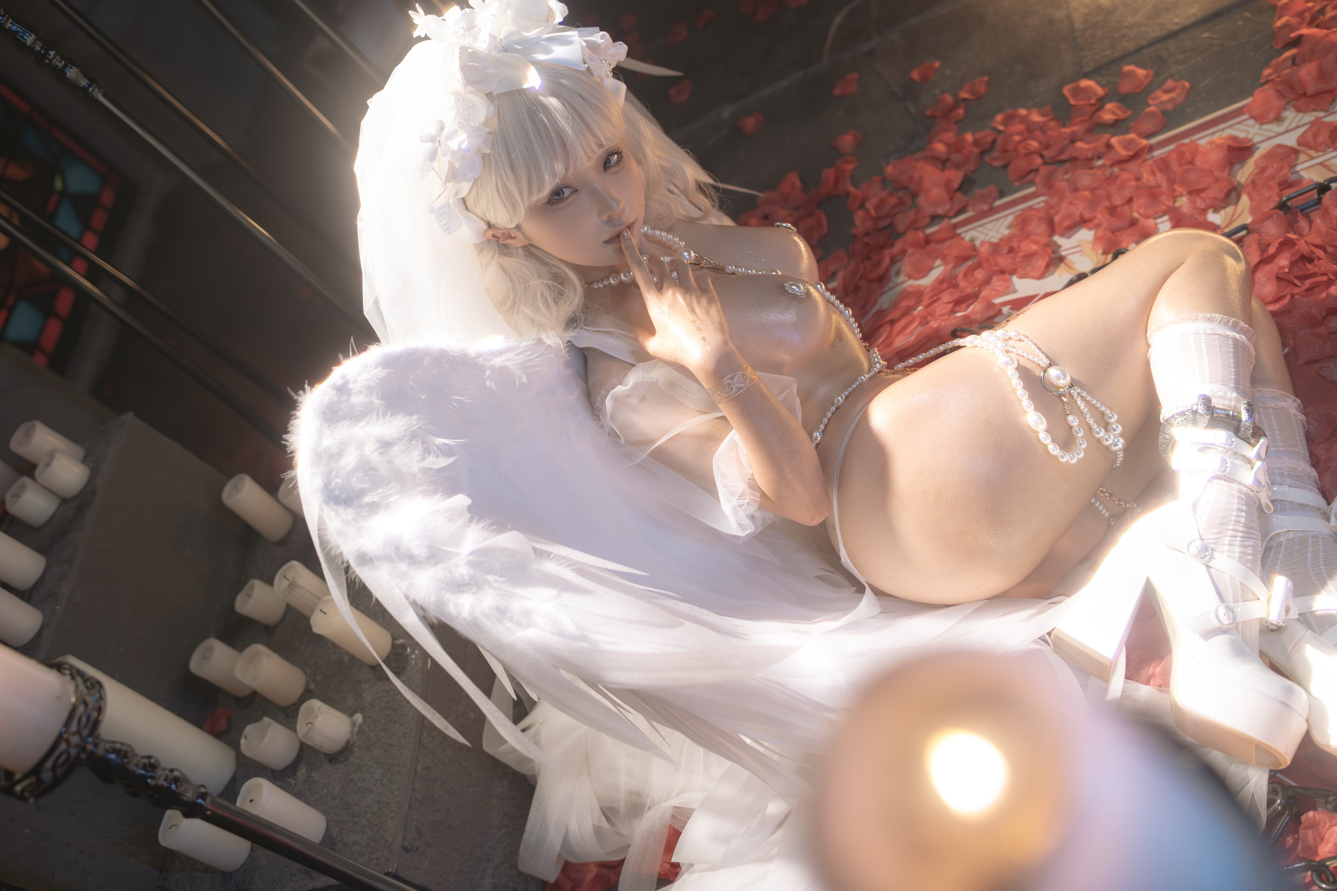 Momo ngu ngốc rơi xuống thiên thần