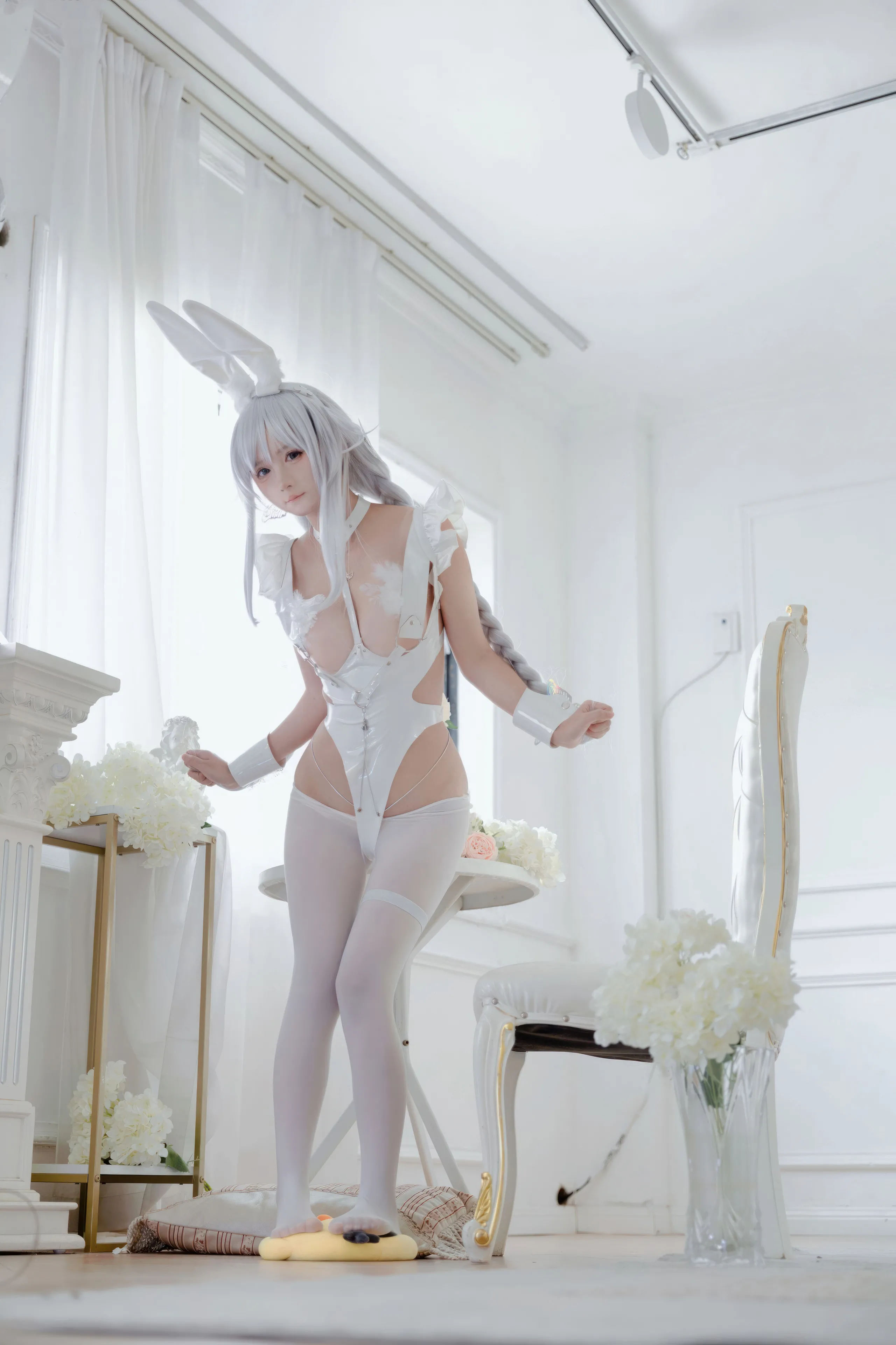 Bạn có thích Ali - Azur Blue Route Rabbit độc ác