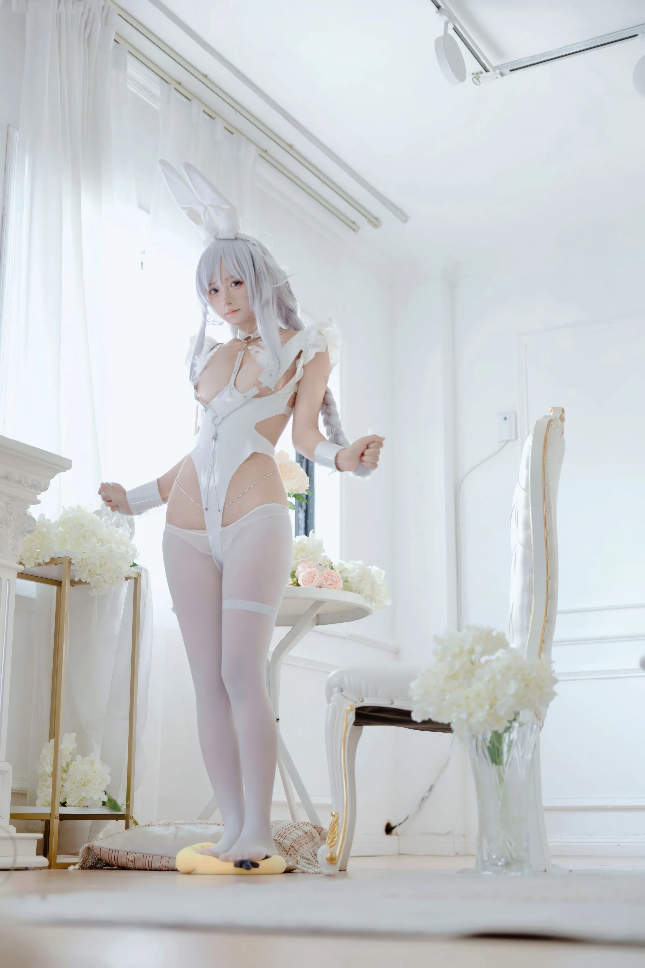 Bạn có thích Ali - Azur Blue Route Rabbit độc ác