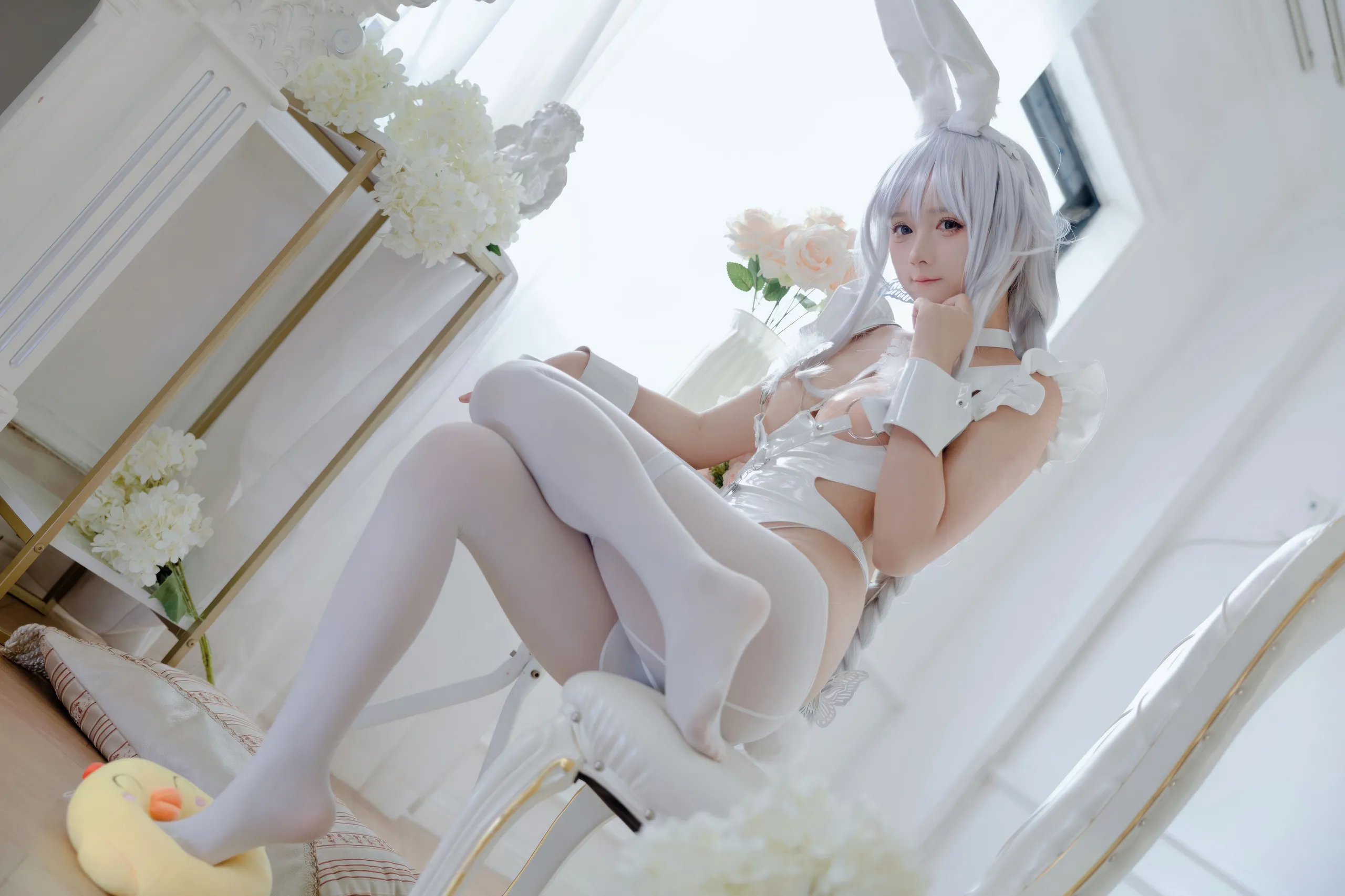 Bạn có thích Ali - Azur Blue Route Rabbit độc ác