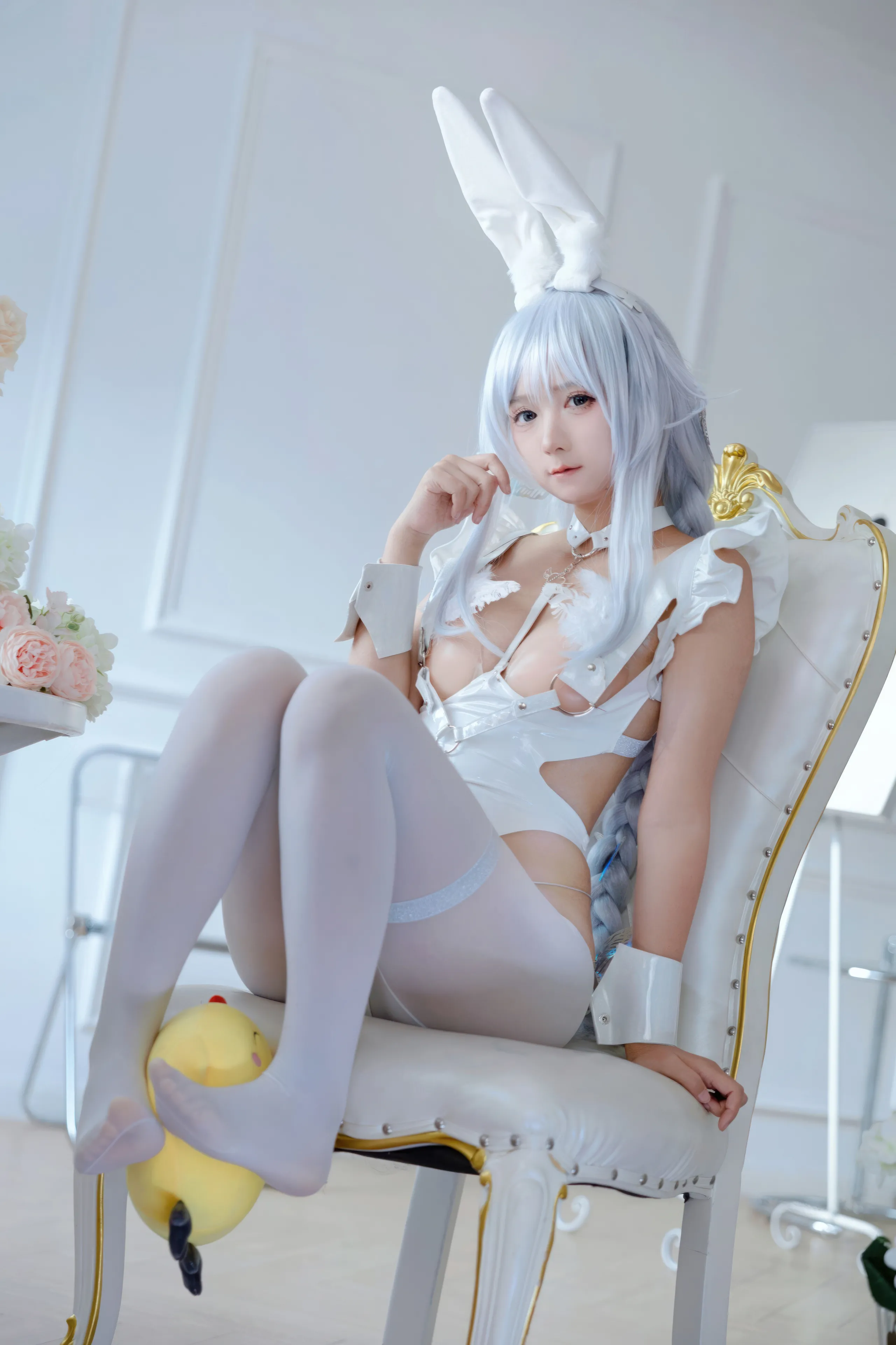 Bạn có thích Ali - Azur Blue Route Rabbit độc ác