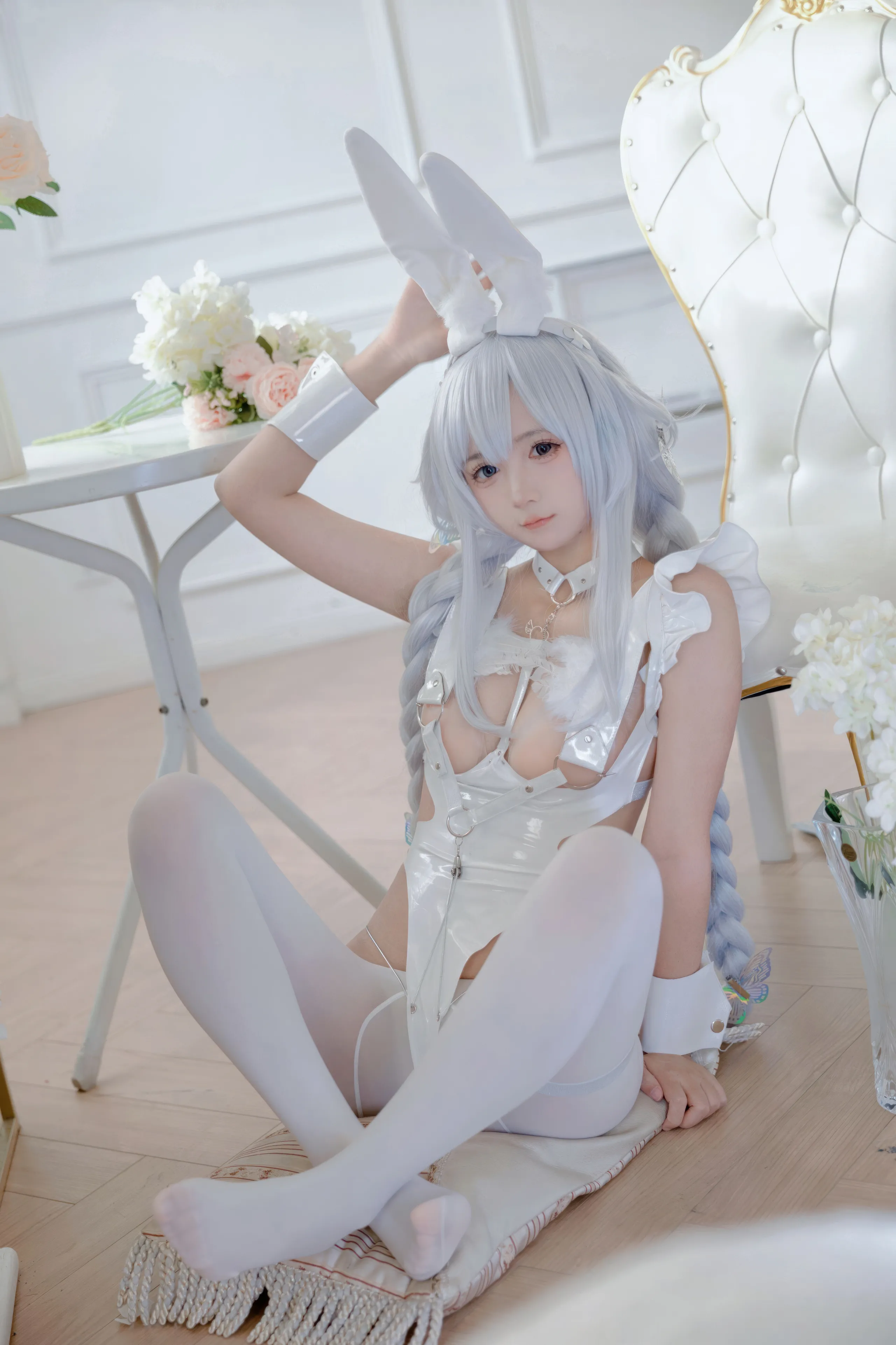 Bạn có thích Ali - Azur Blue Route Rabbit độc ác