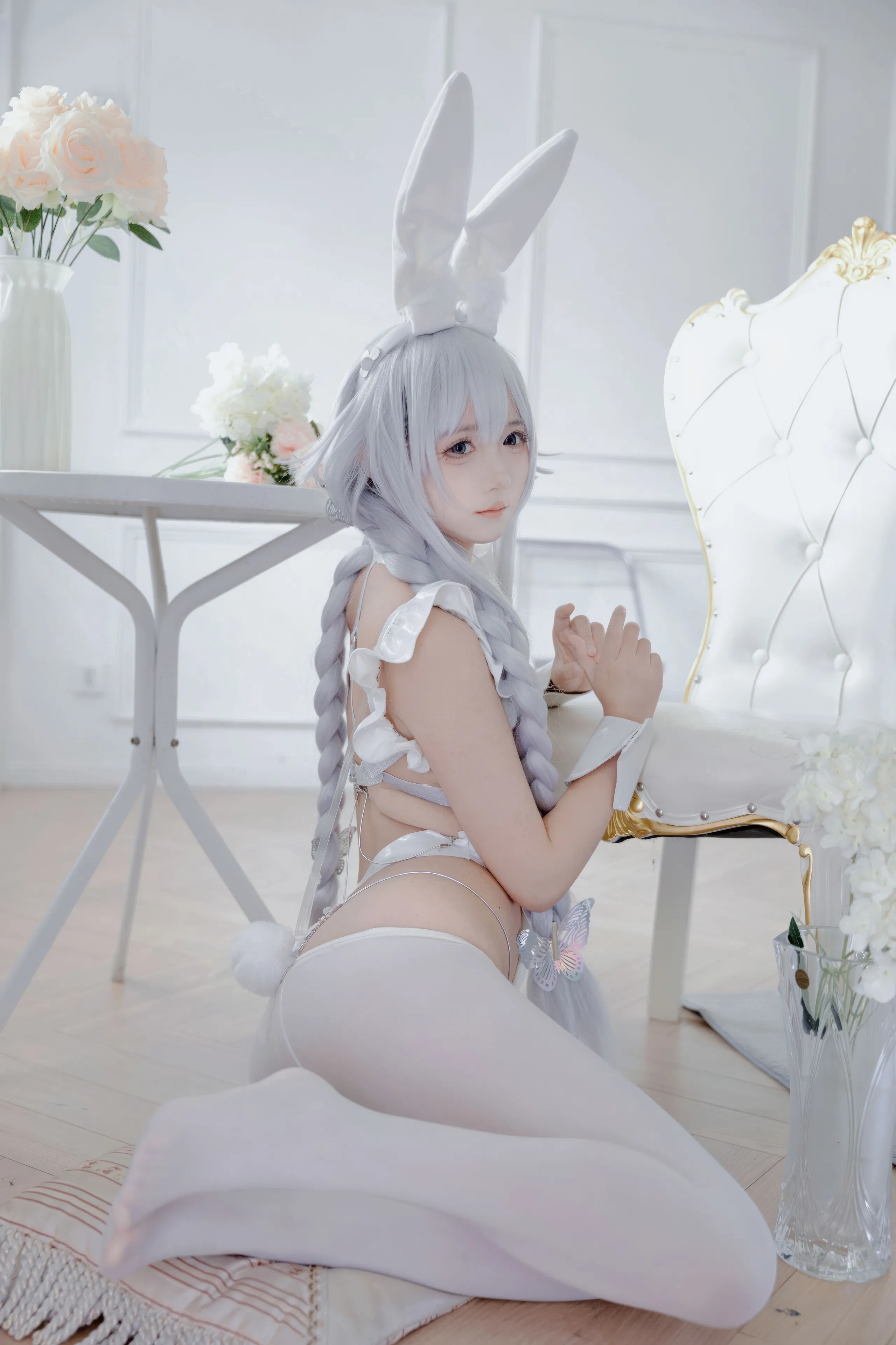 Bạn có thích Ali - Azur Blue Route Rabbit độc ác