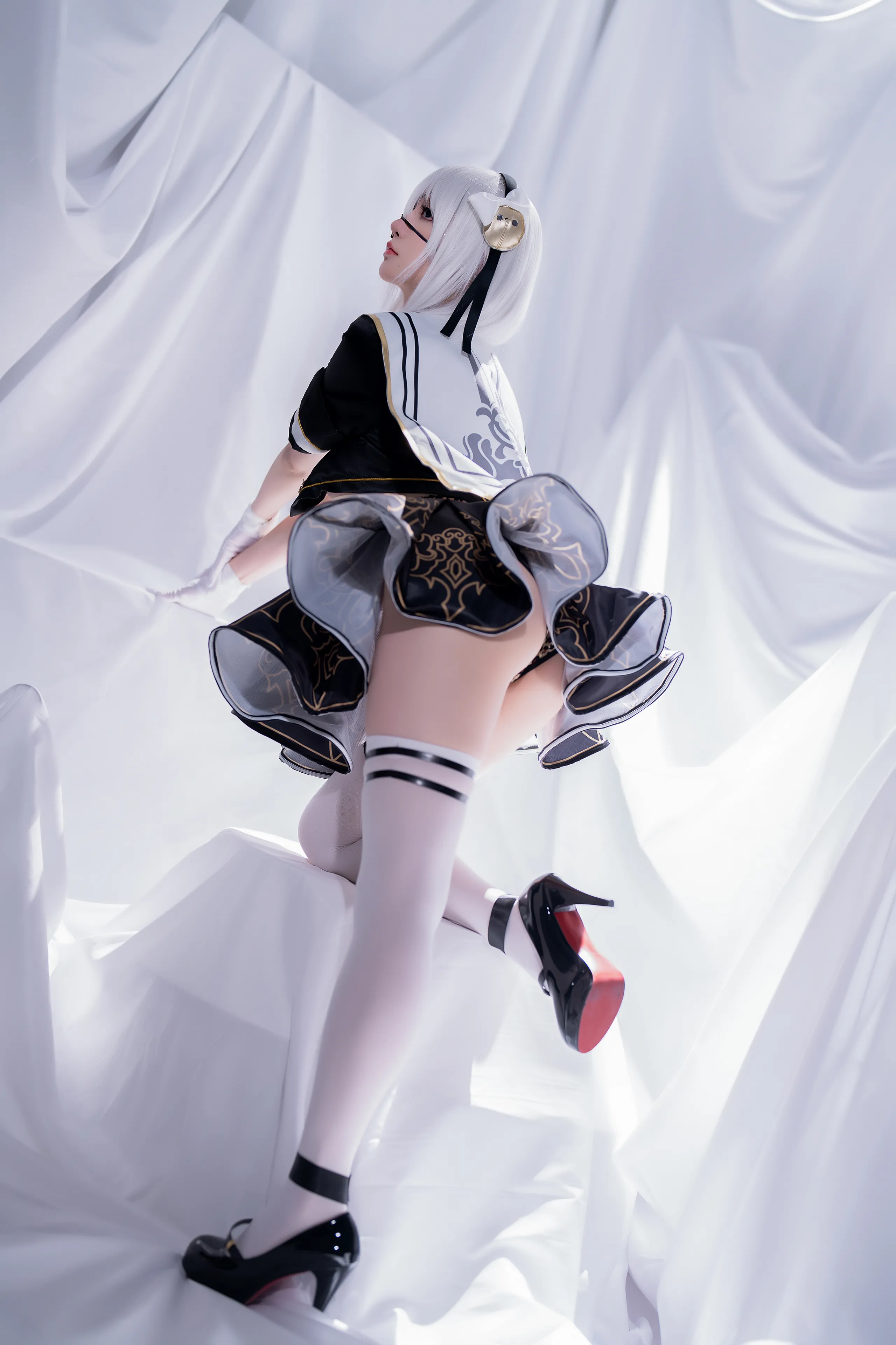 STARS: Đột nhiên - 25 tháng 2 Kế hoạch C Neil: Dịch vụ sinh viên 2B tuổi cơ học