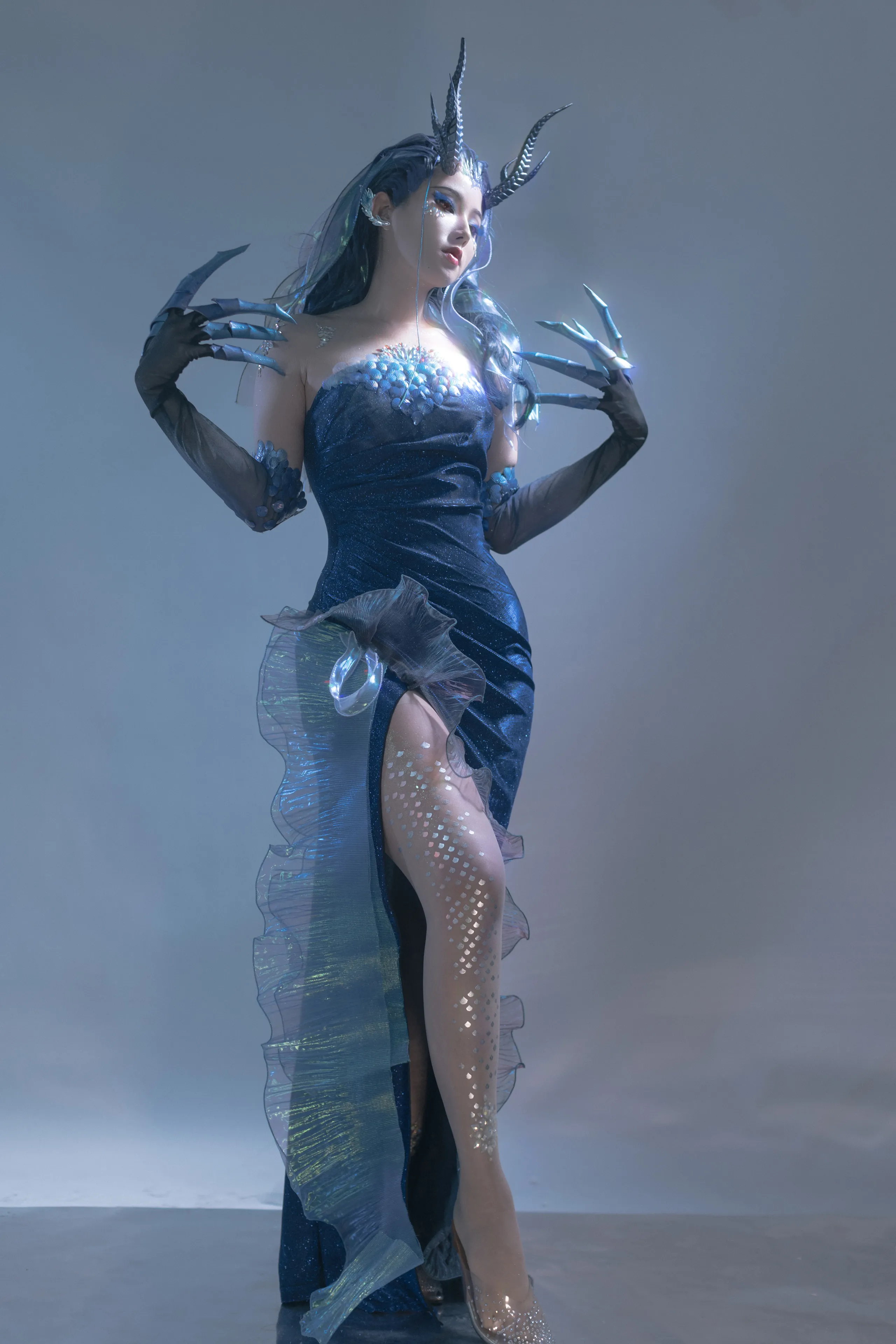 Hợp kim Titan Titi - Vua rồng của Biển Tây Ao Run