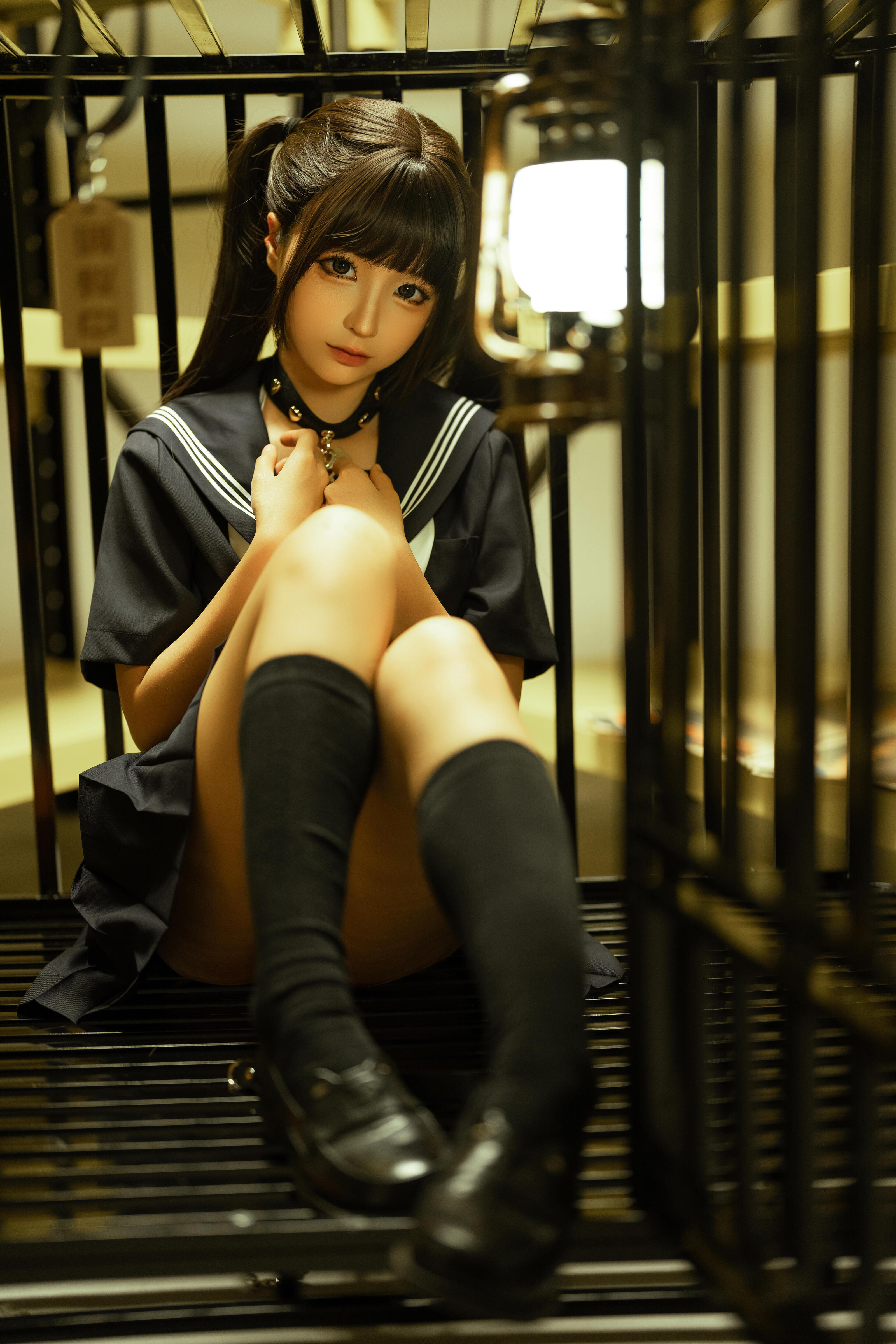 Momo ngu ngốc - "#234: Tù nhân"