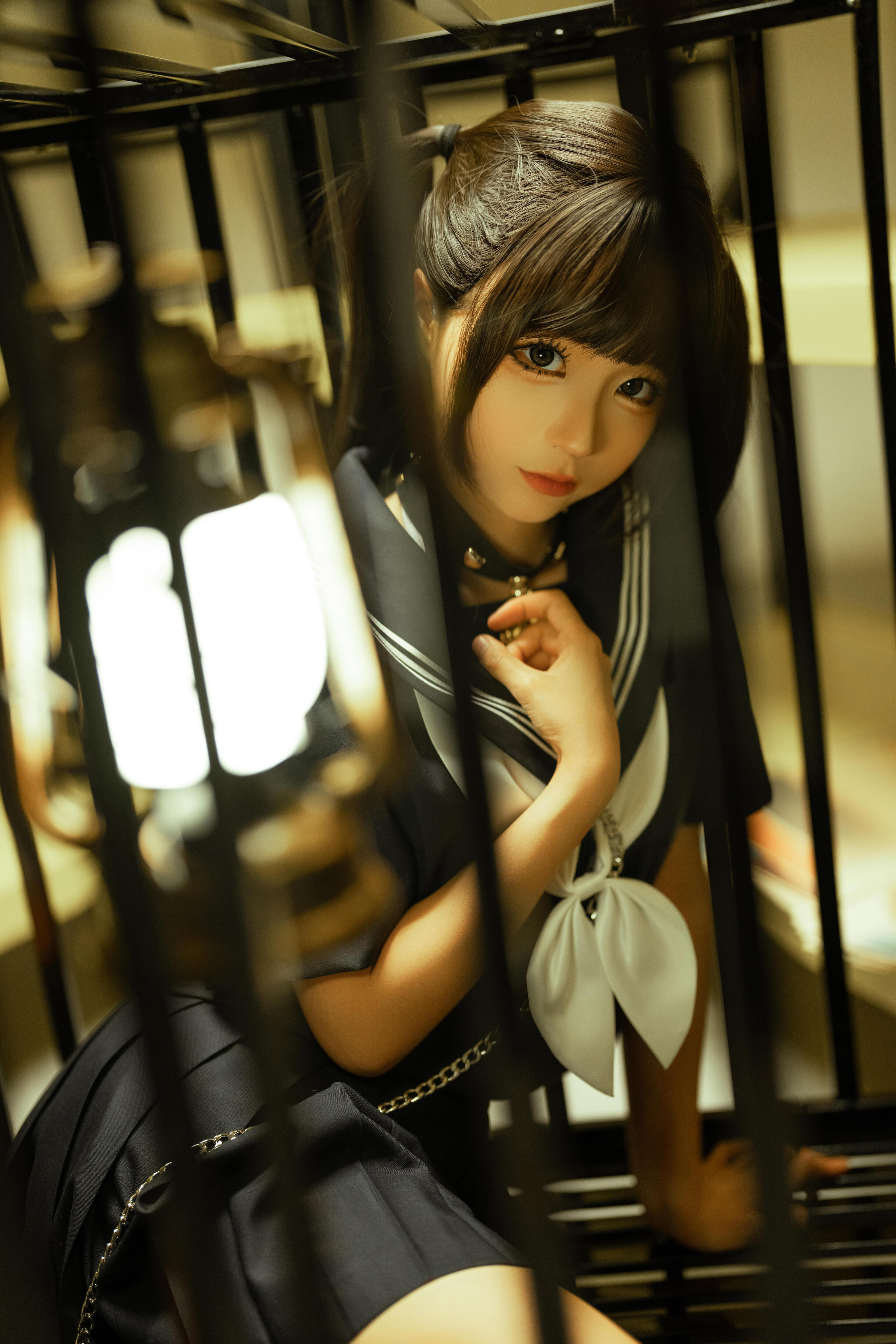 Momo ngu ngốc - "#234: Tù nhân"