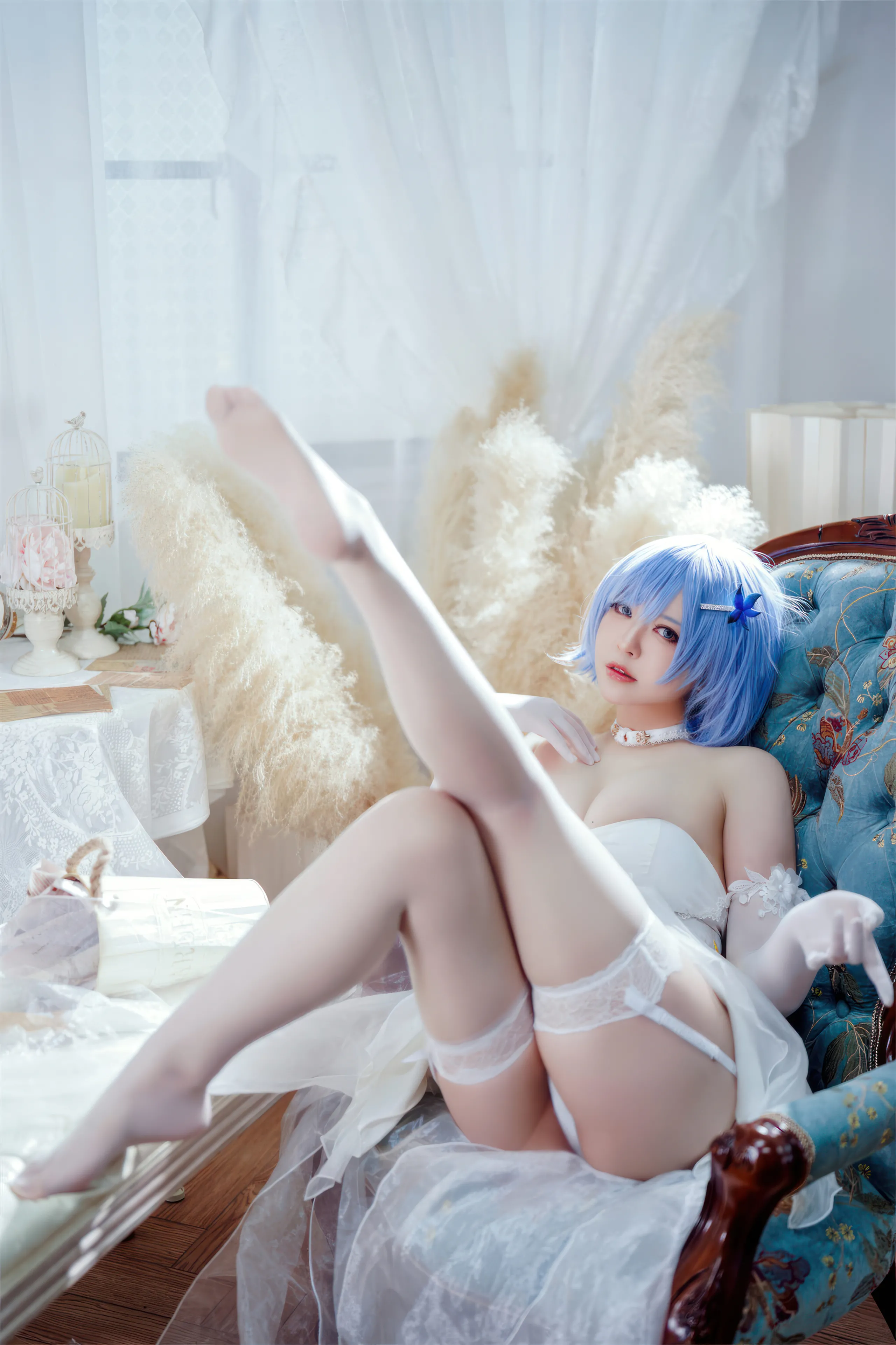 Half-Half-School-Azur Blue Route Melody của chiếc váy kỵ binh trắng