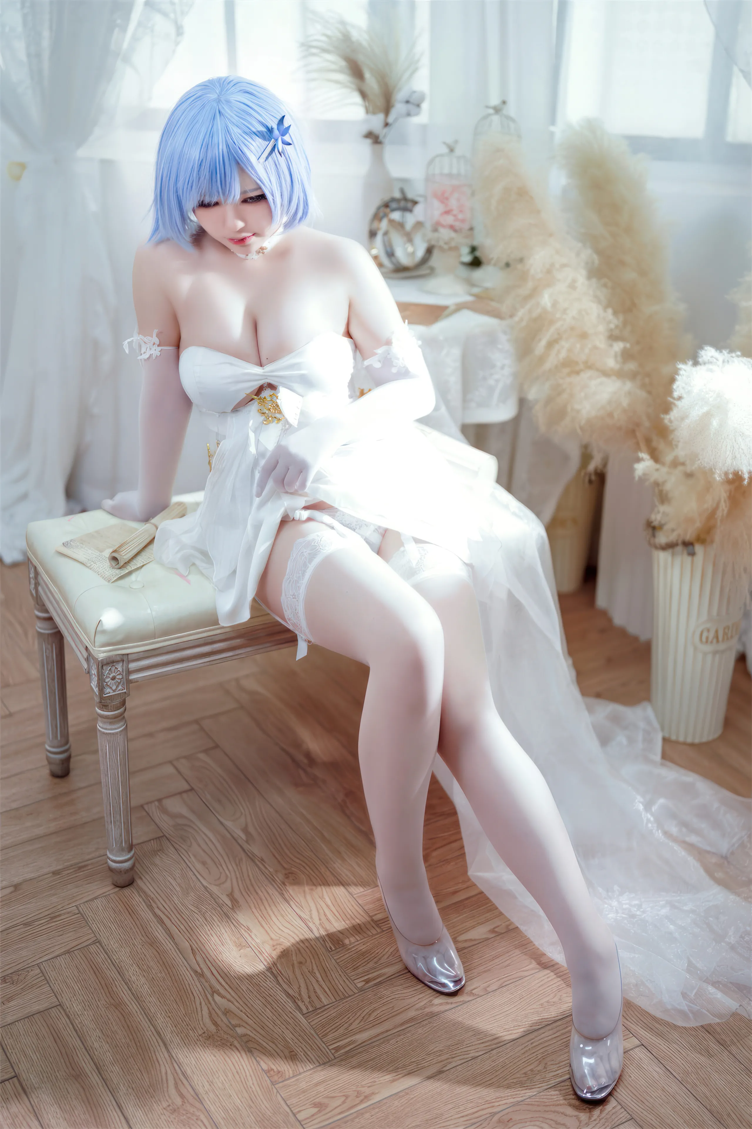 Half-Half-School-Azur Blue Route Melody của chiếc váy kỵ binh trắng