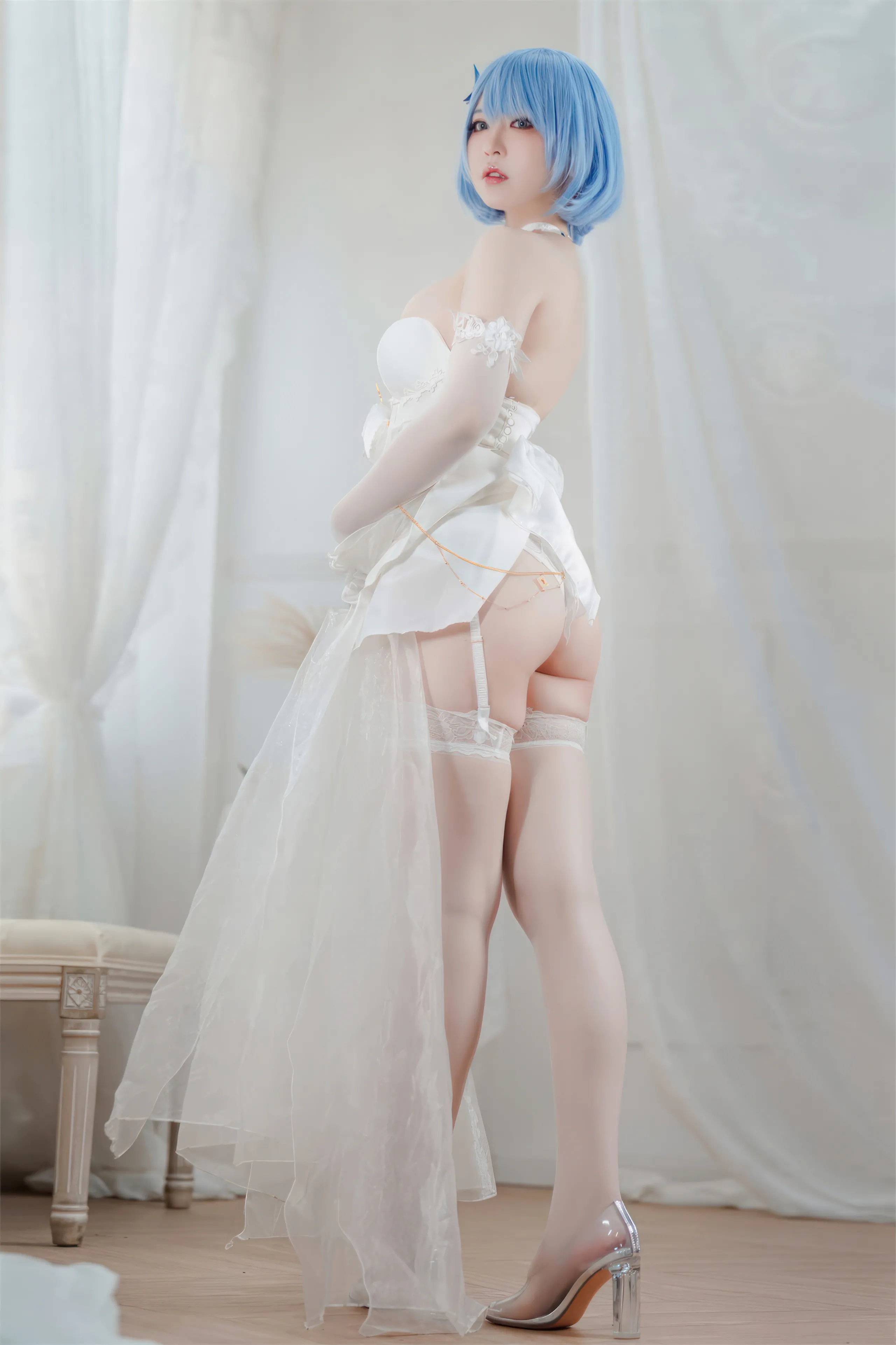 Half-Half-School-Azur Blue Route Melody của chiếc váy kỵ binh trắng