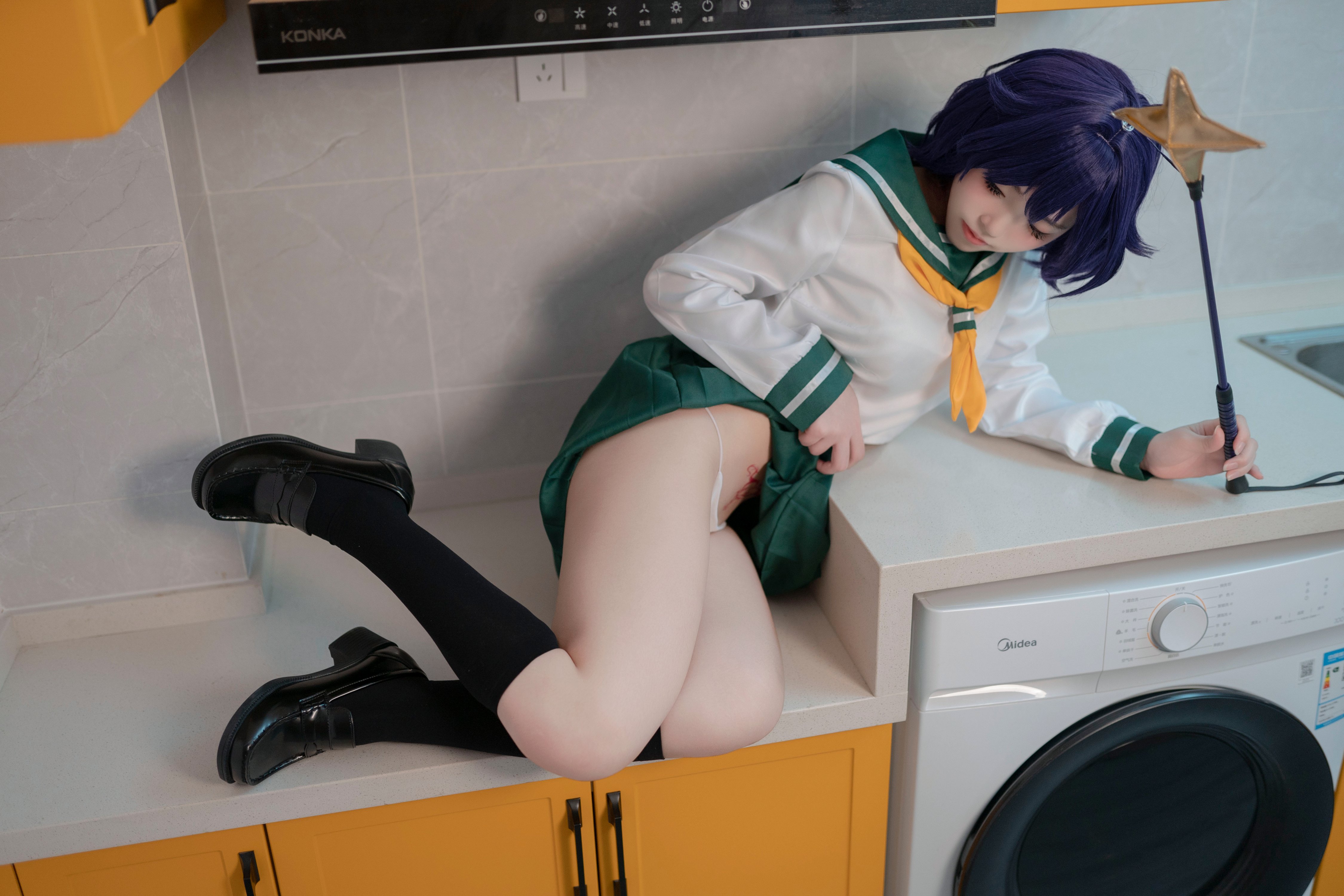 Bangni Bonnie Dance Tina