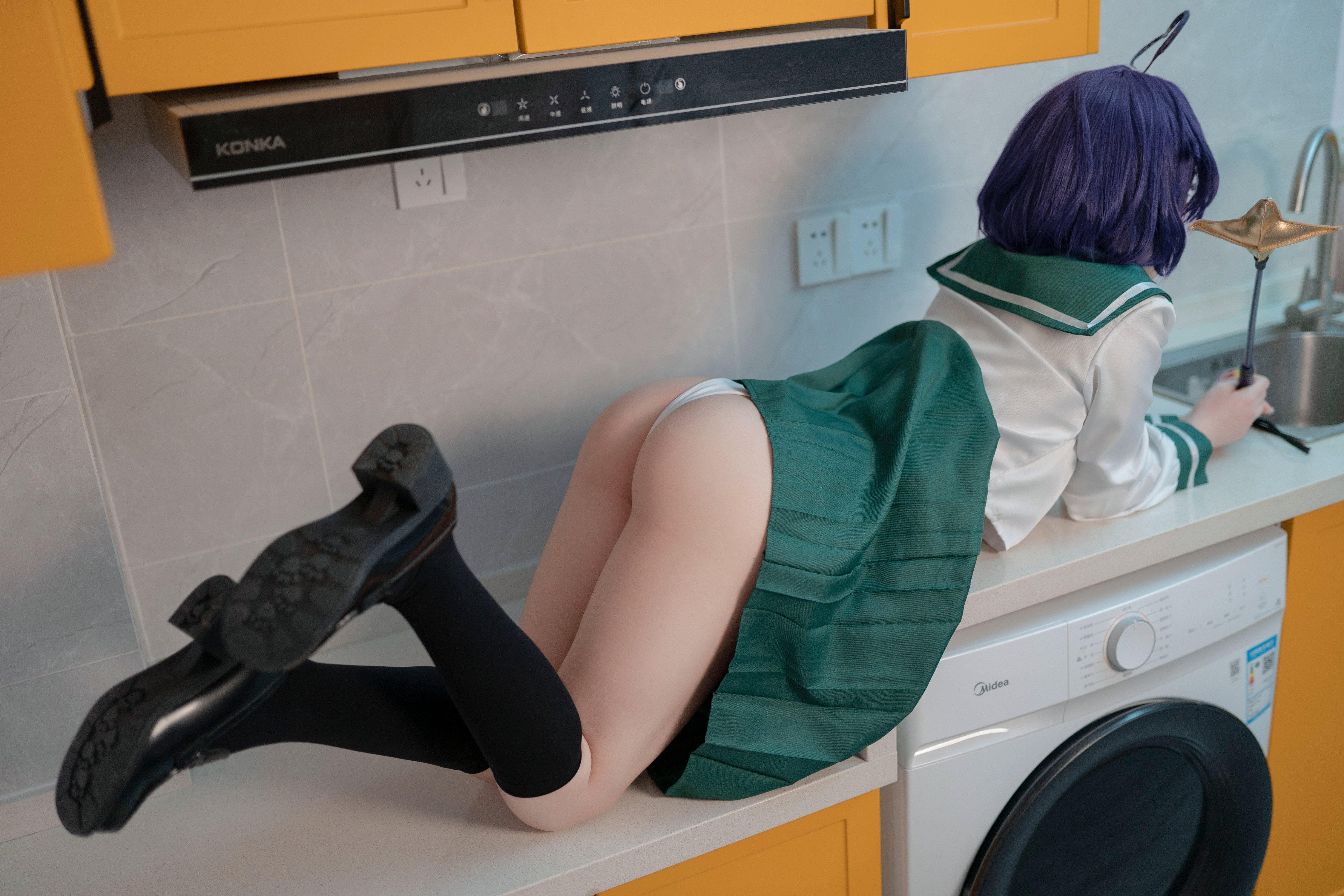 Bangni Bonnie Dance Tina