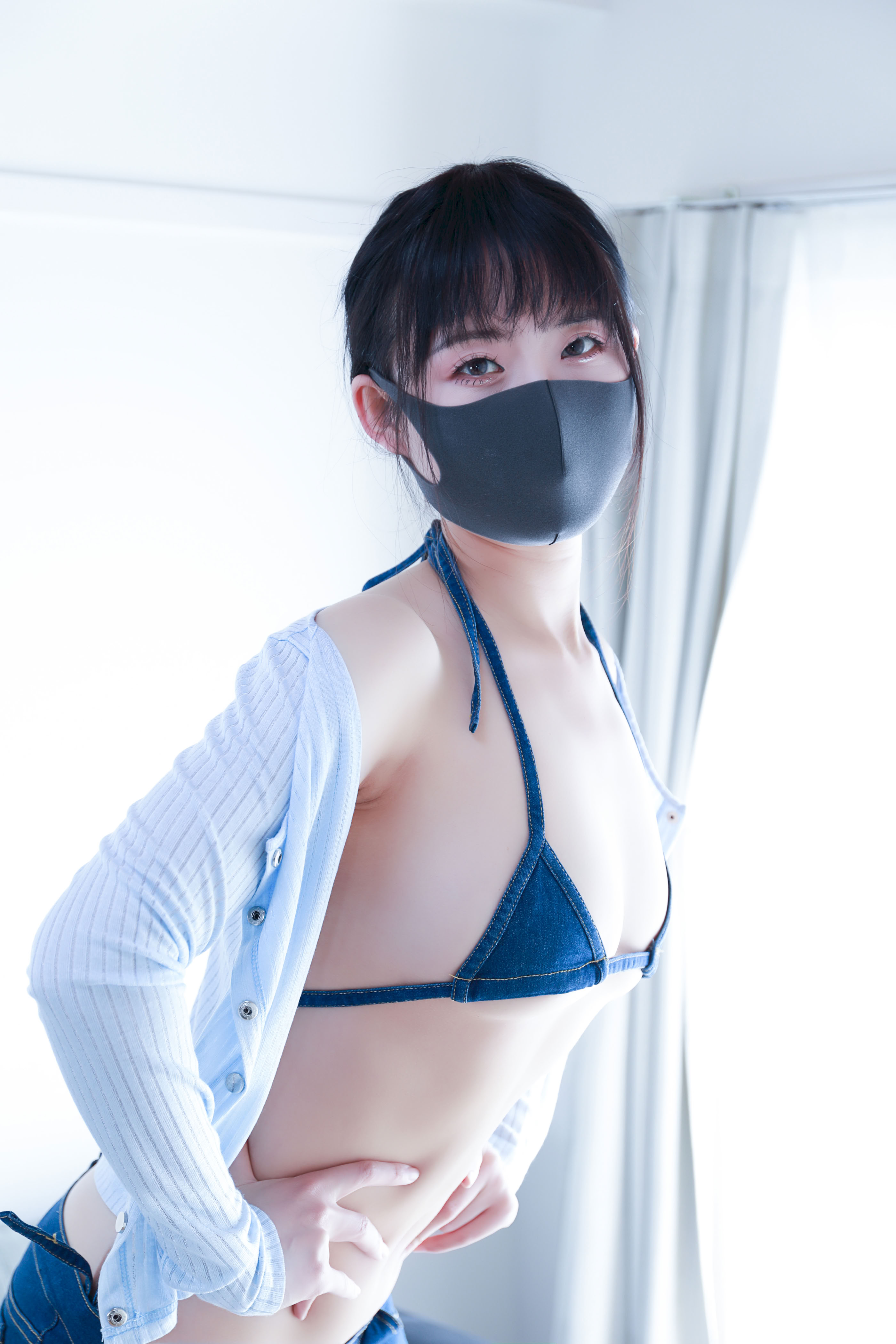 Li Jia - Chị guitar 2