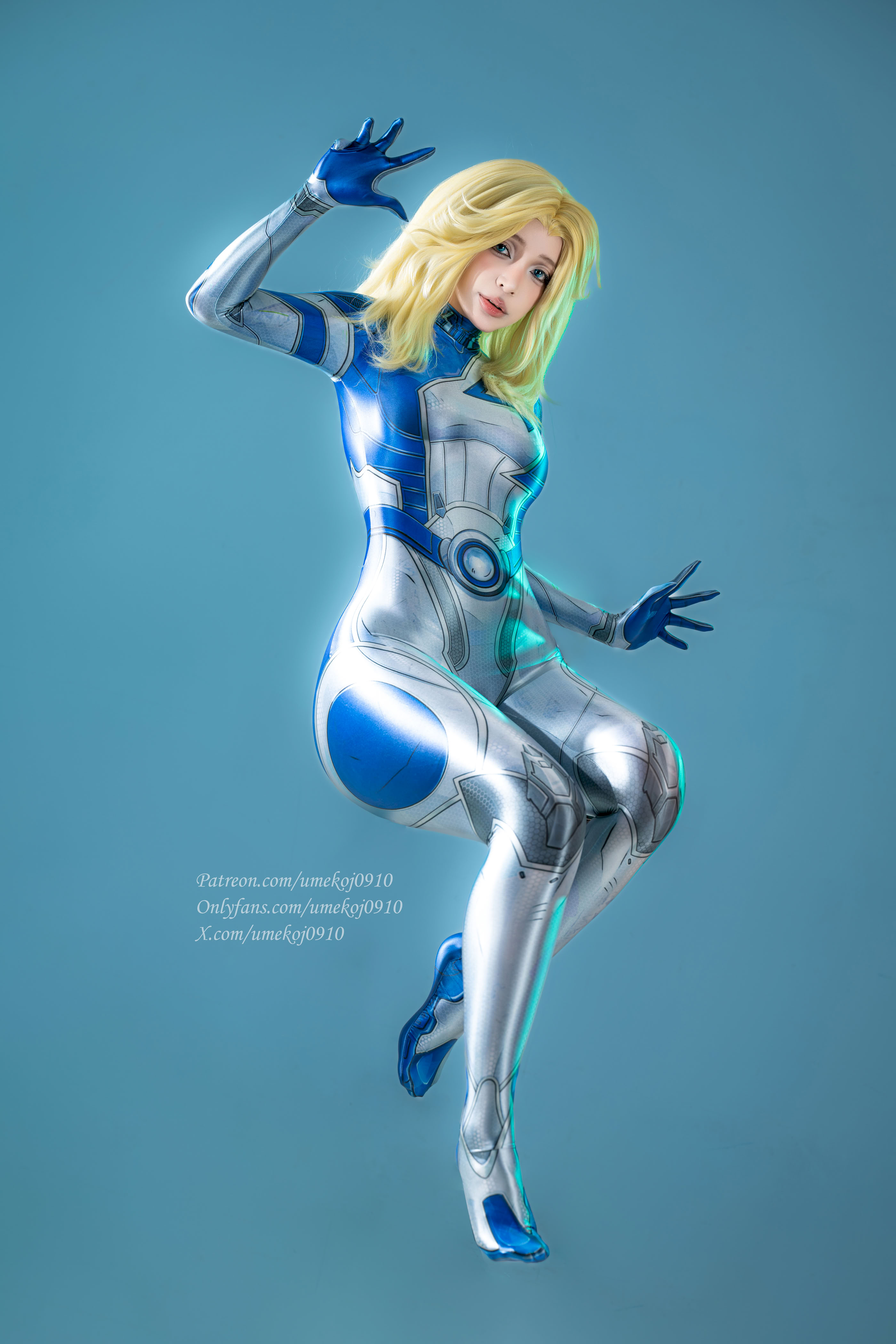 Umeko J - Sue Storm (đối thủ Marvel)