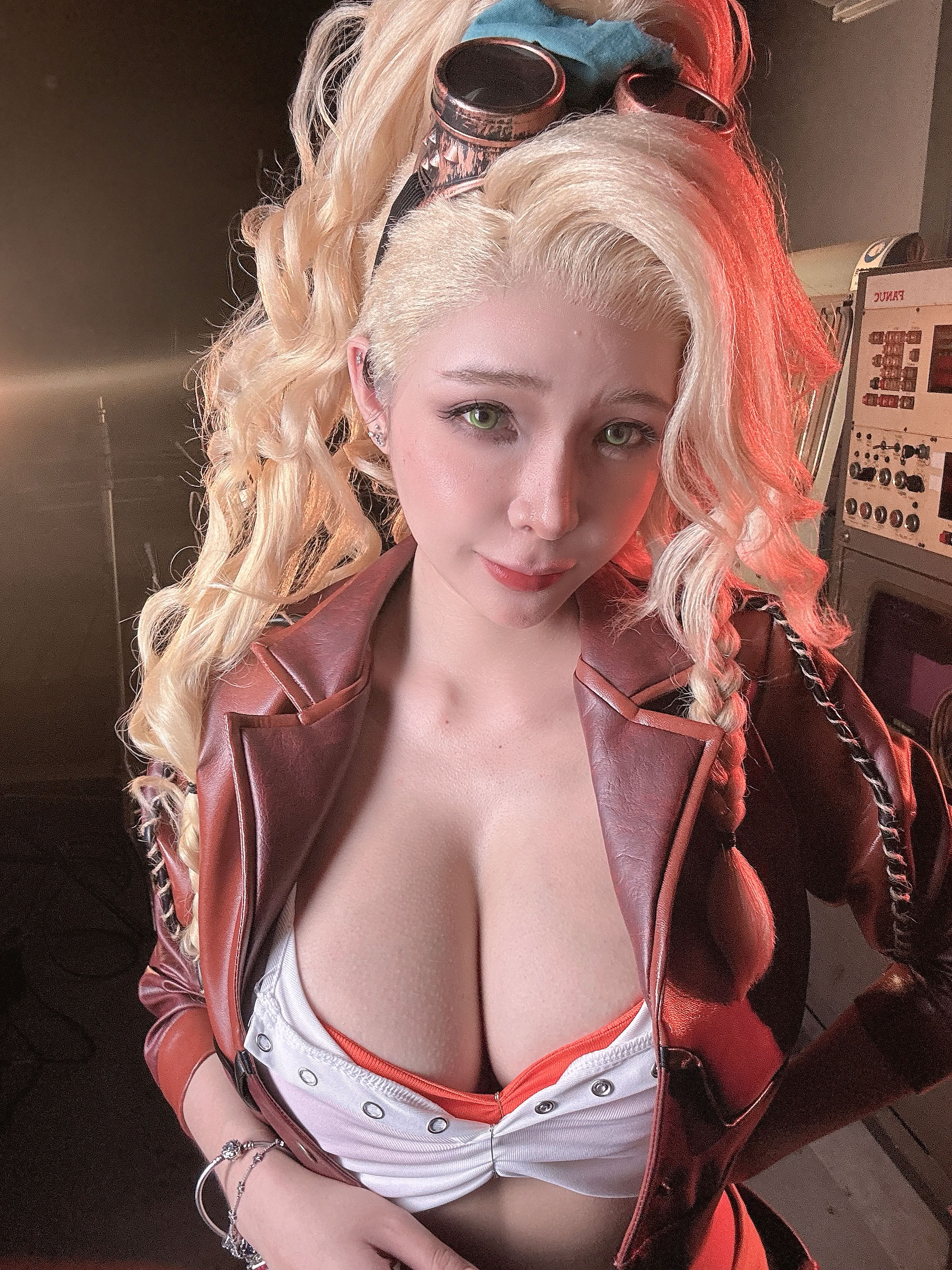 Umeko J - Gemma (Monster Hunter)