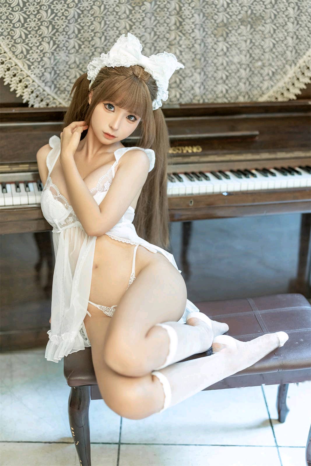 Momo ngu ngốc - vợ Bai Jiao