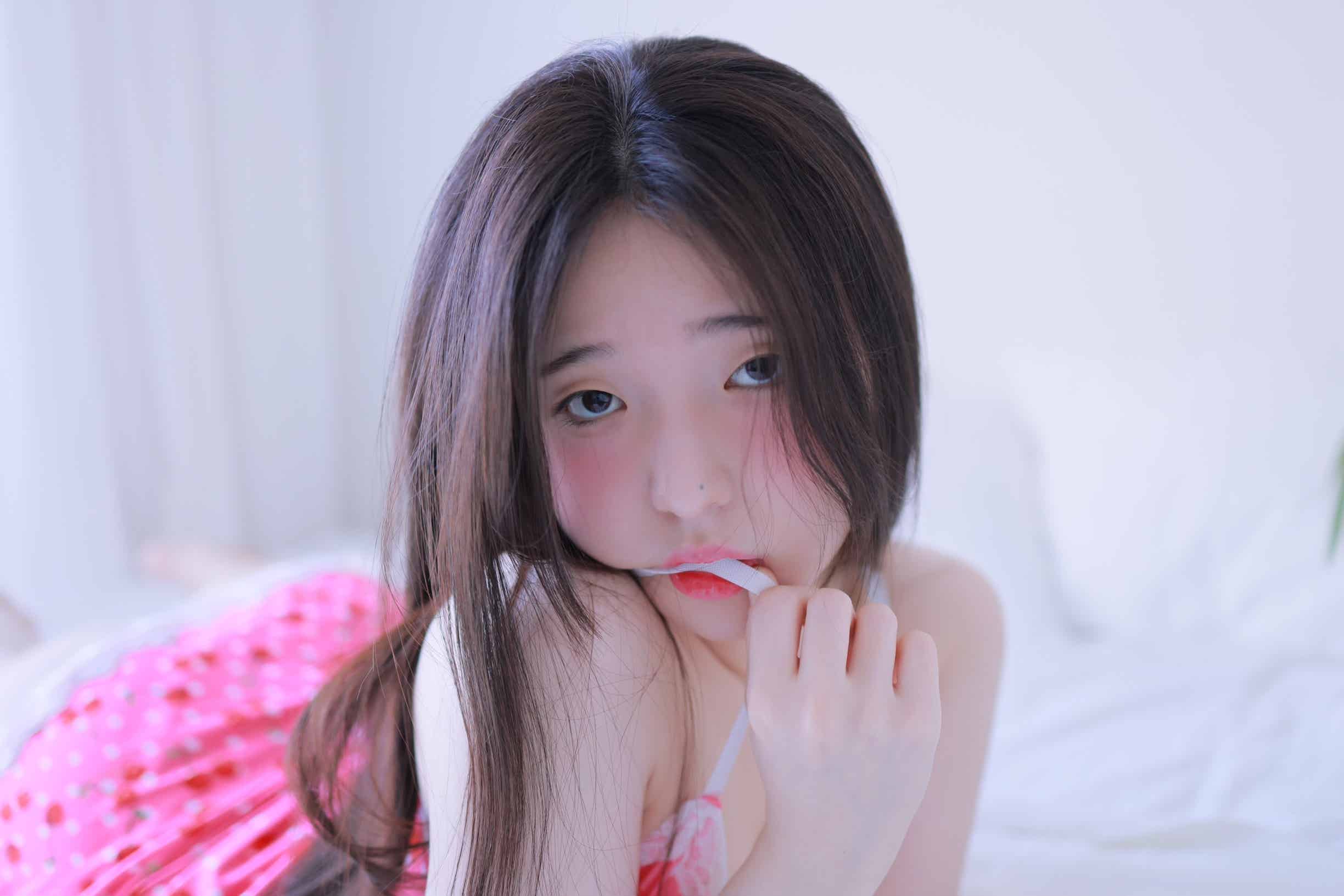 Yeon Woo - kẹo anh đào