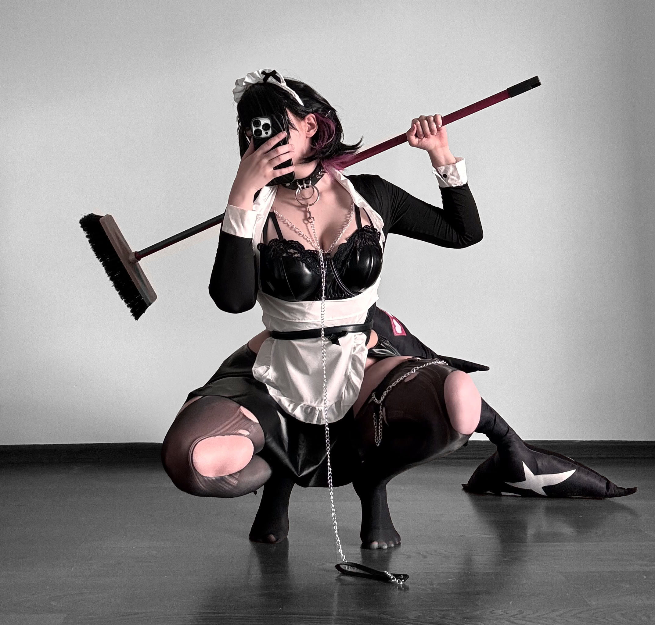 ［Qiandai以宇］Bộ cosplay đầy đủ của cô hầu gái Bratty Ellen + bộ nội y