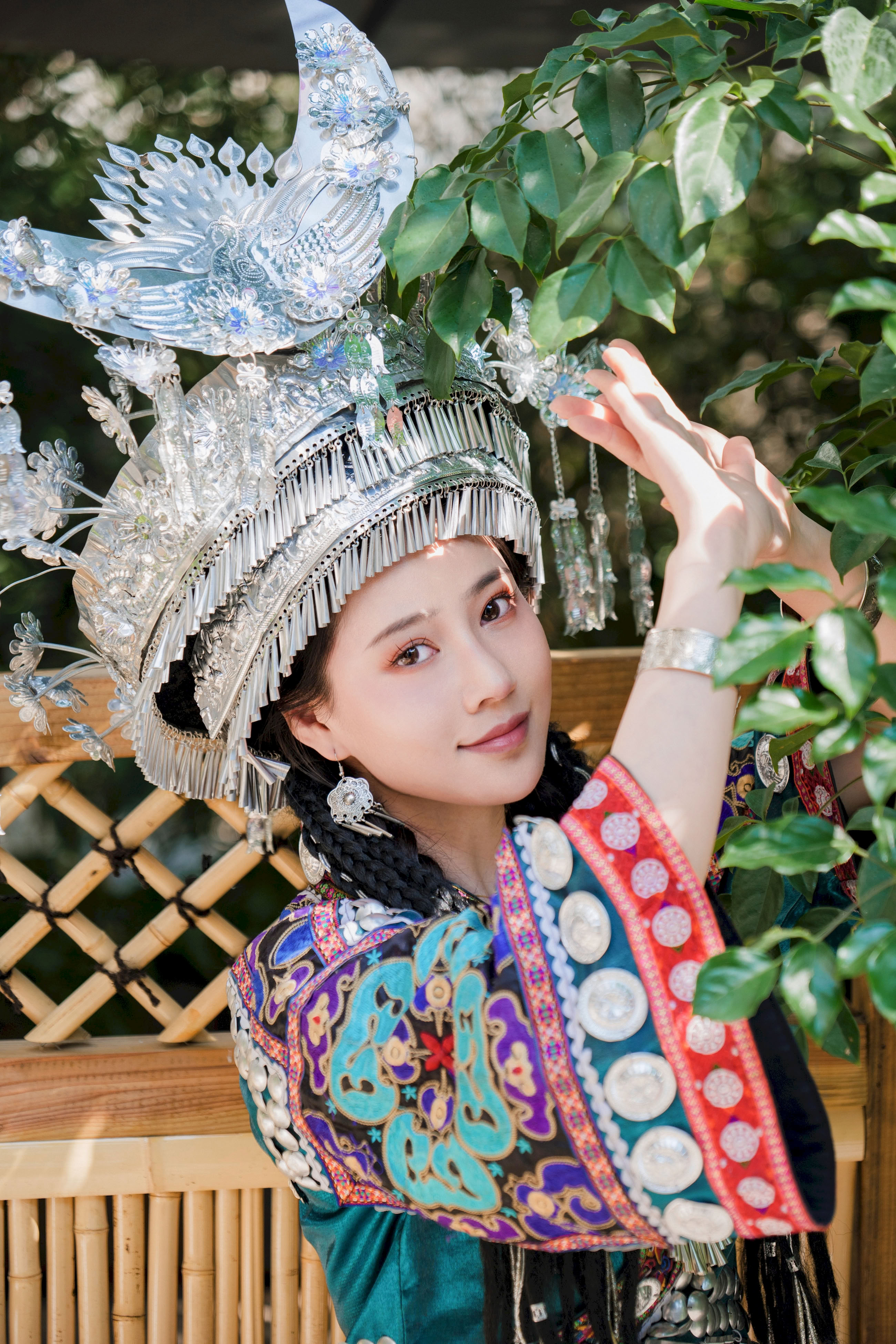 Hàng năm - Miao girl 50P