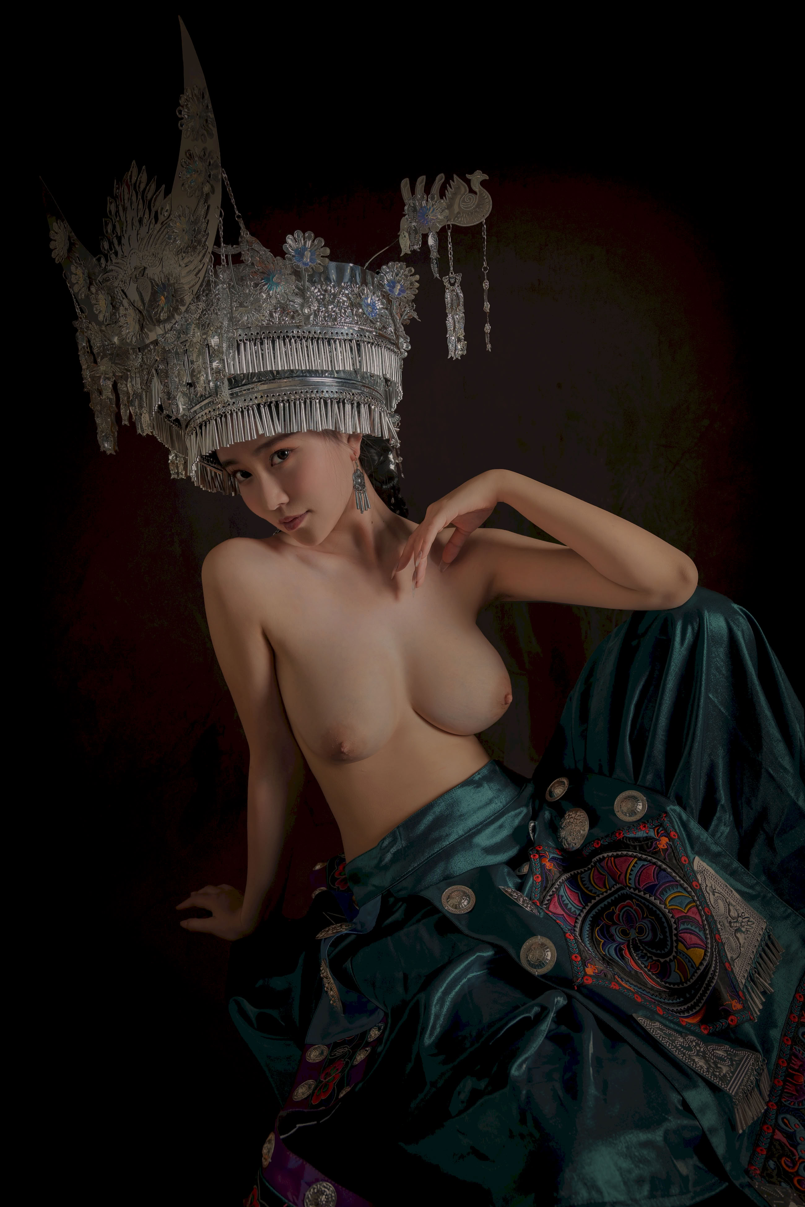 Hàng năm - Miao girl 50P