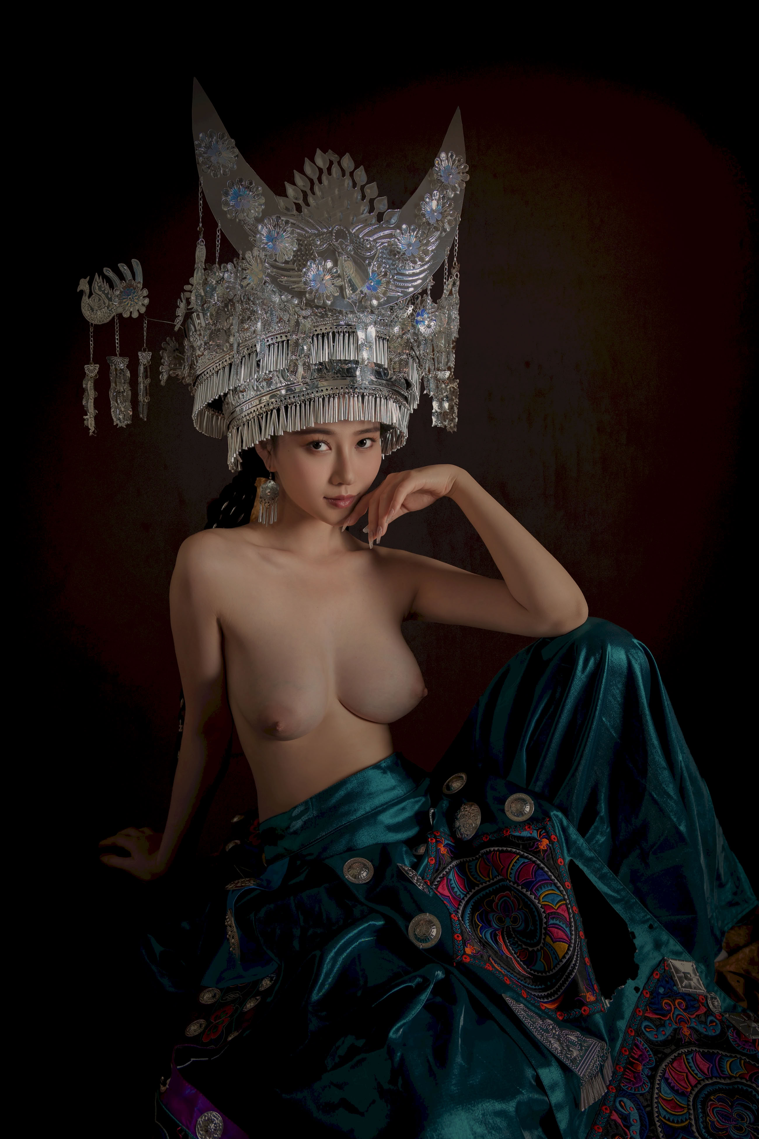 Hàng năm - Miao girl 50P