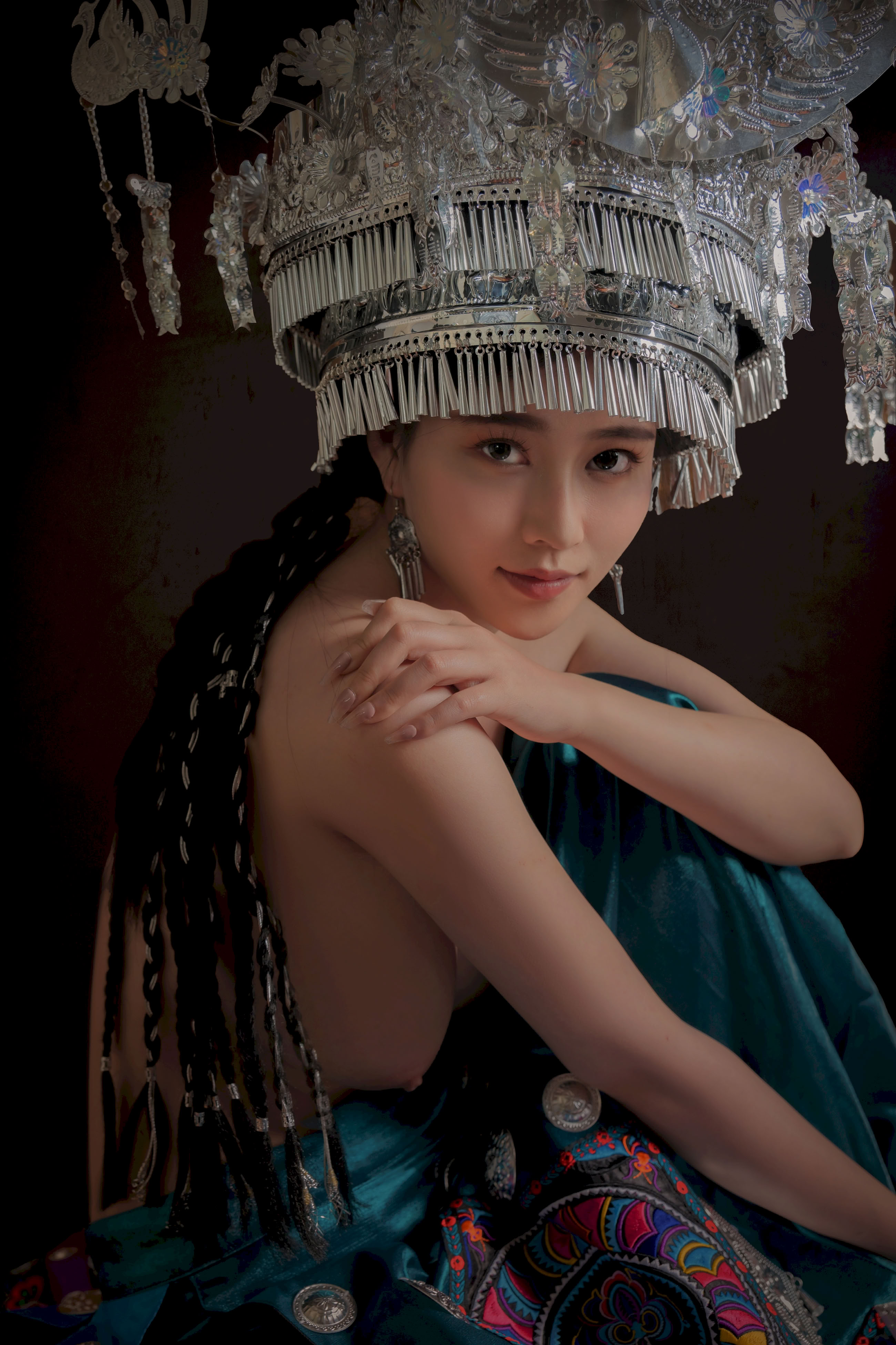 Hàng năm - Miao girl 50P