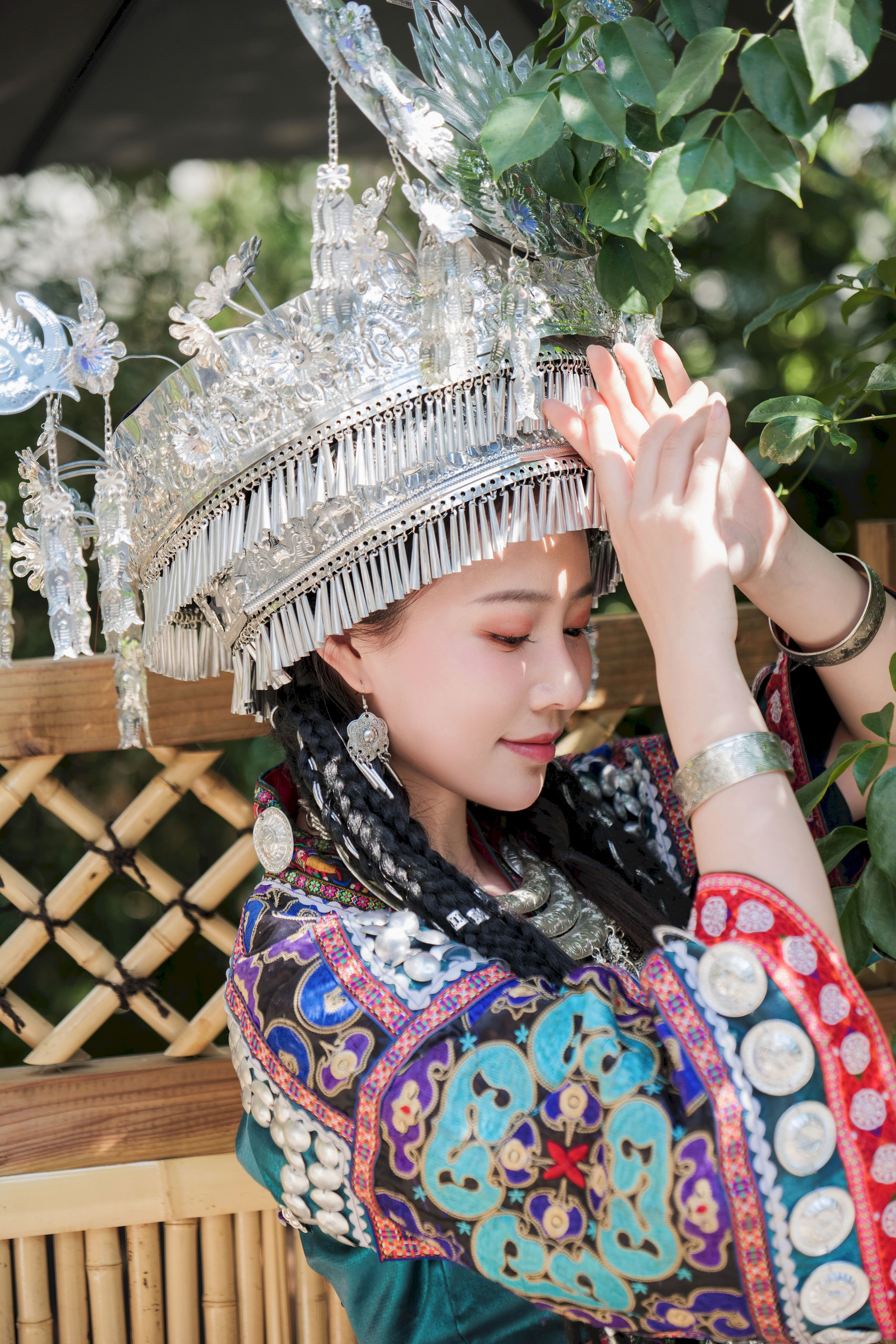 Hàng năm - Miao girl 50P