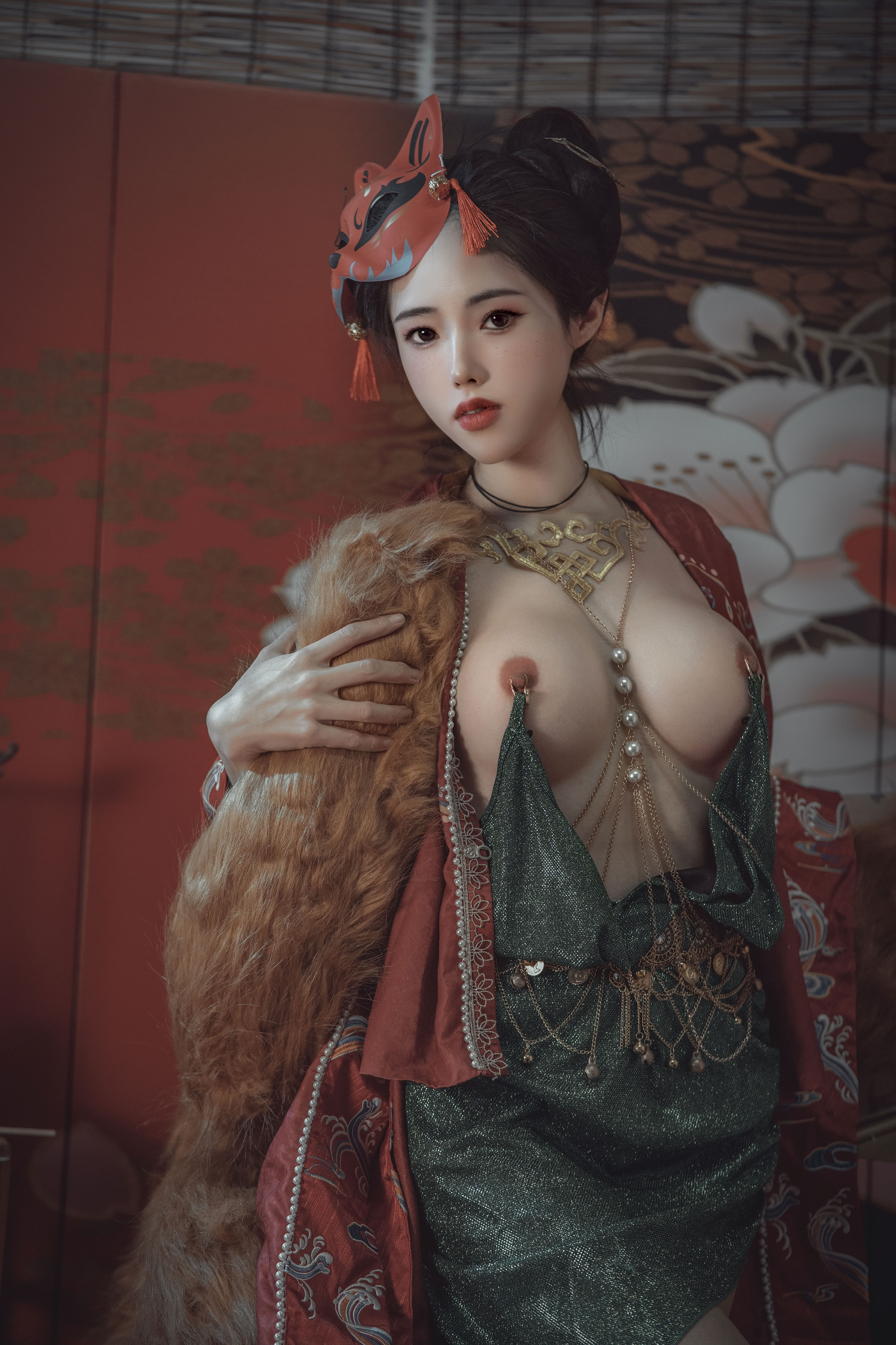 Hợp kim titan TiTi—Qingqiu Red Fox