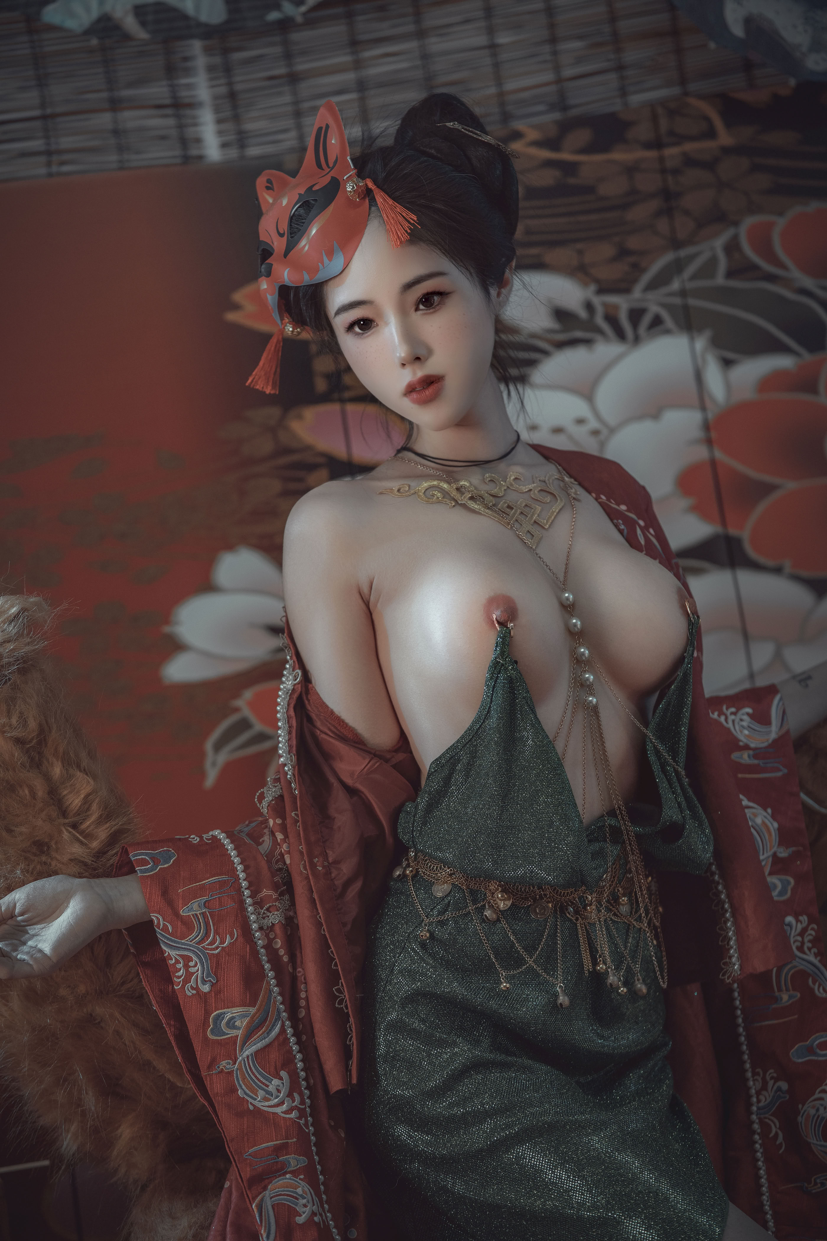 Hợp kim titan TiTi—Qingqiu Red Fox