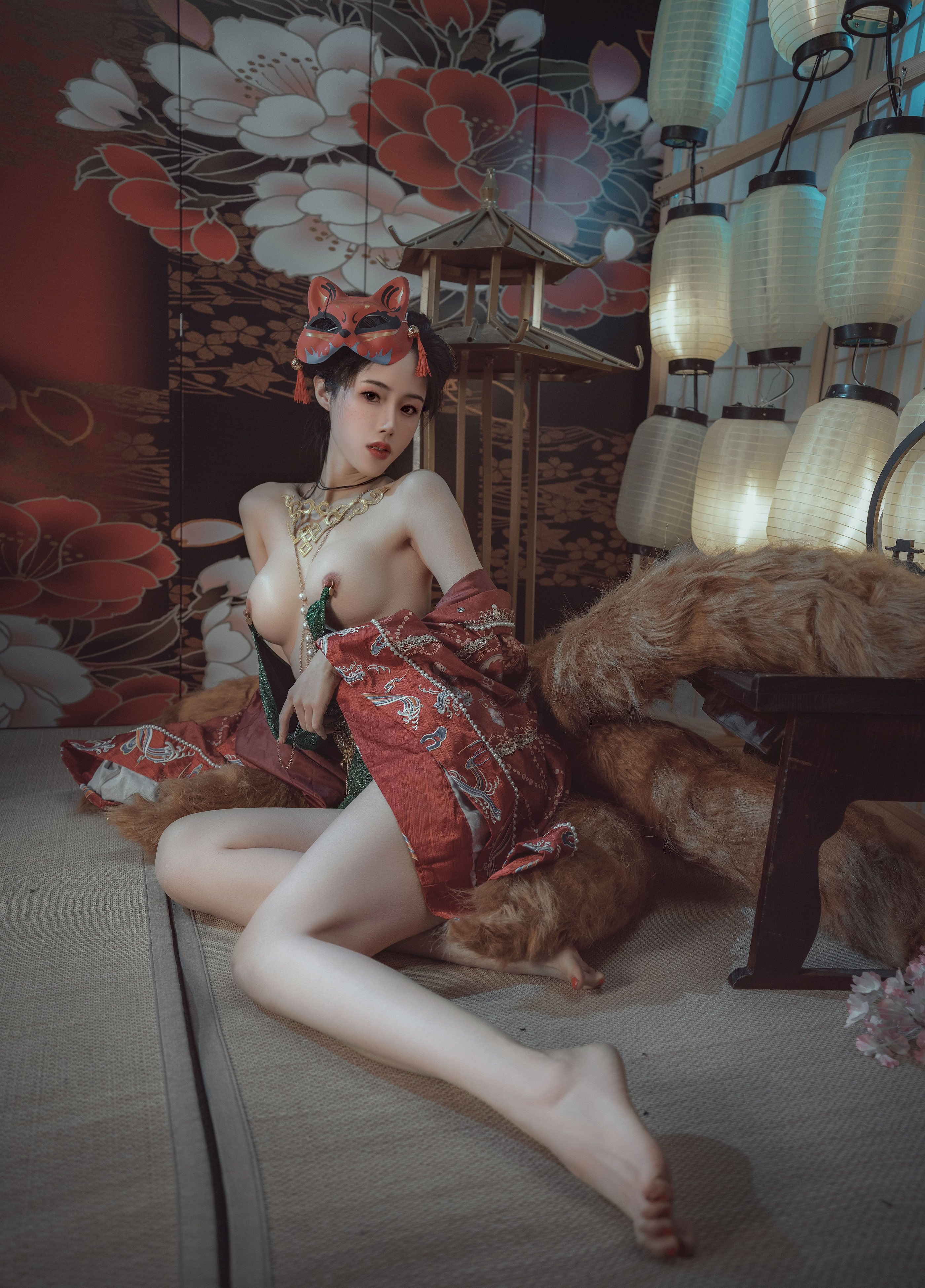 Hợp kim titan TiTi—Qingqiu Red Fox