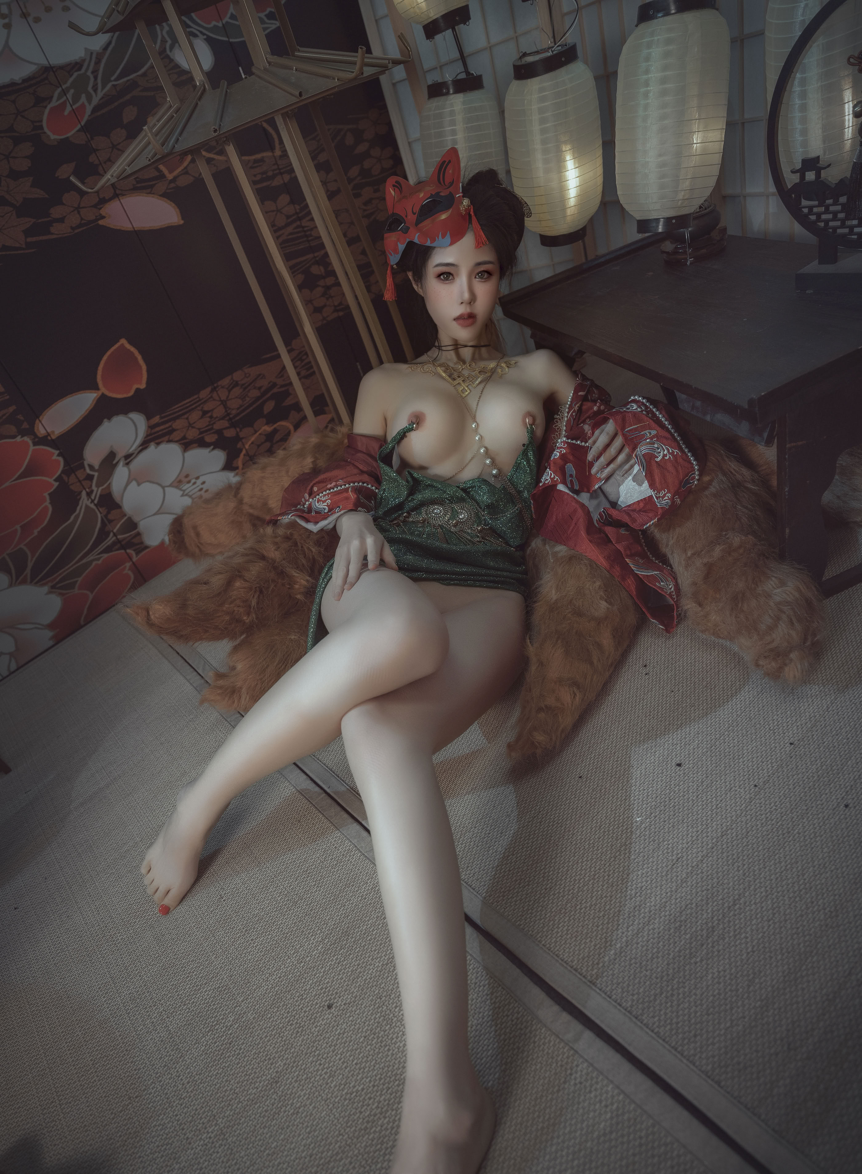 Hợp kim titan TiTi—Qingqiu Red Fox