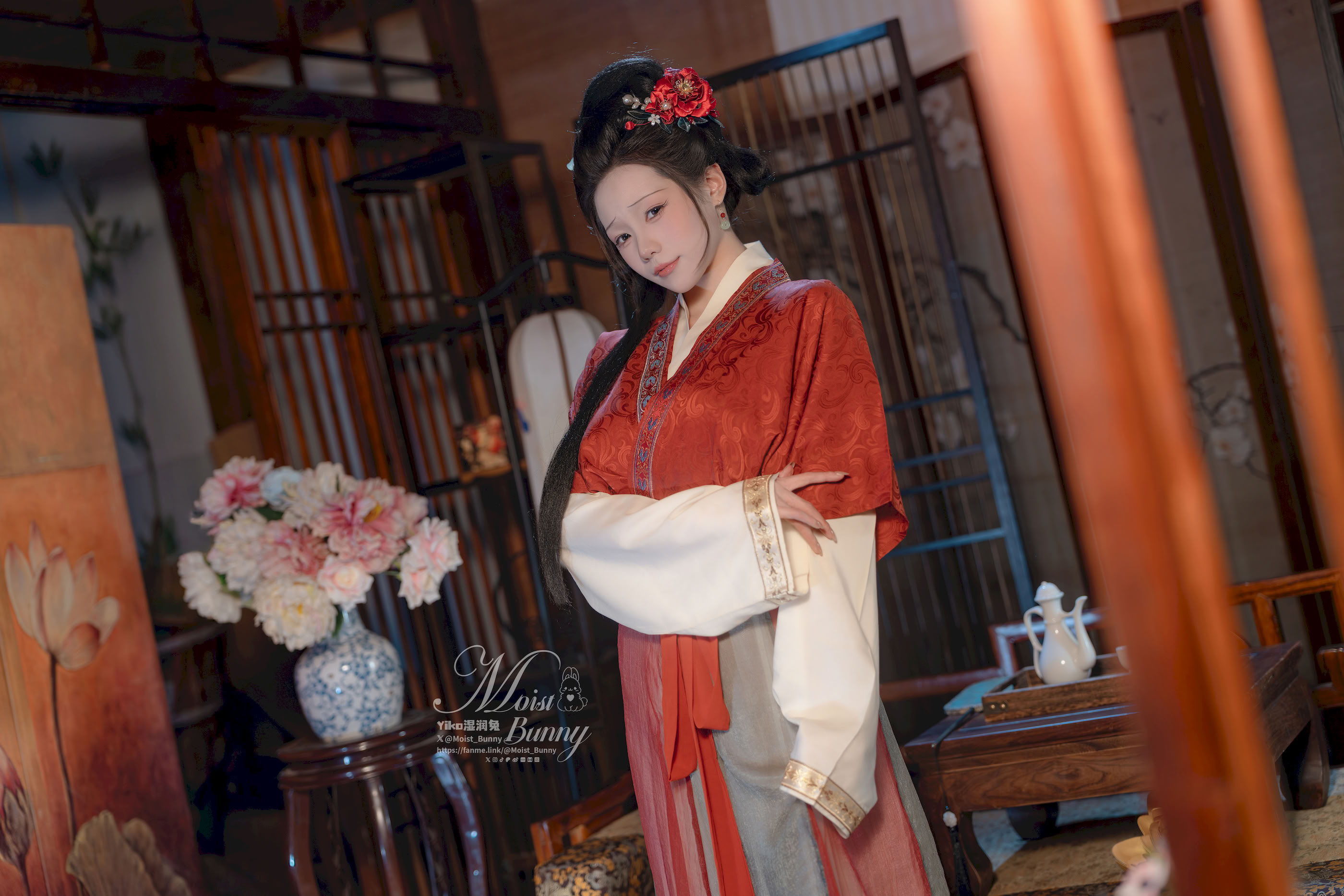 Hãy cắn một miếng cô gái thỏ ovo (Yaokotutu) – Pan Jinlian (Jin Ping Mei)