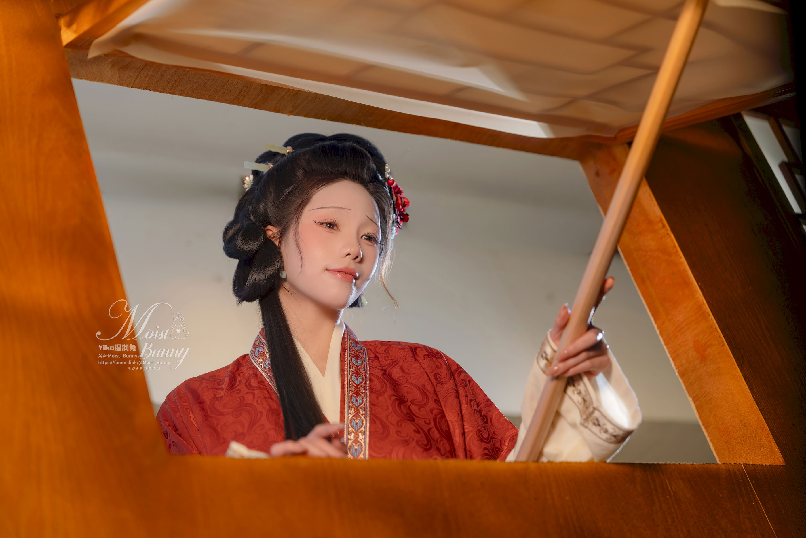 Hãy cắn một miếng cô gái thỏ ovo (Yaokotutu) – Pan Jinlian (Jin Ping Mei)