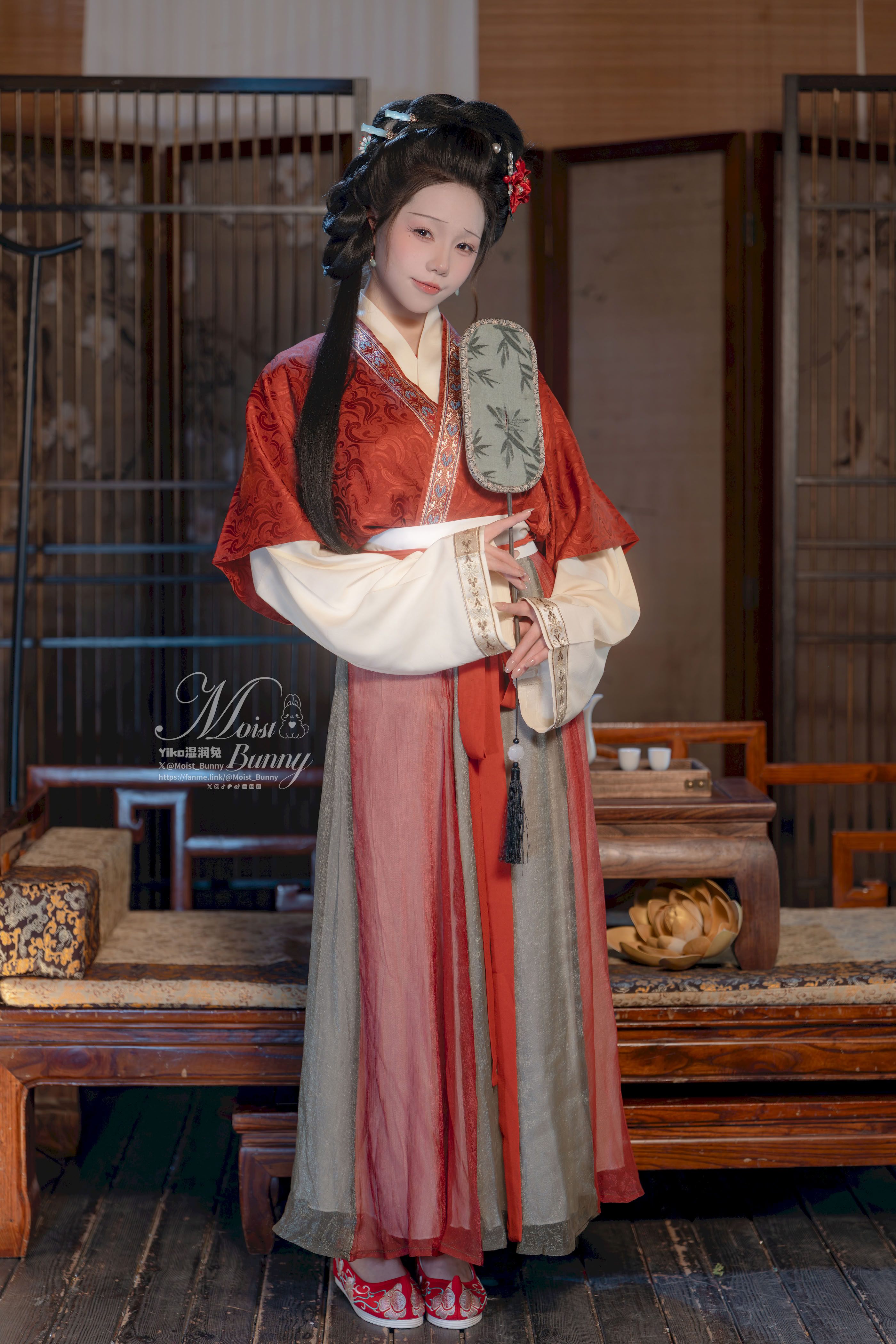 Hãy cắn một miếng cô gái thỏ ovo (Yaokotutu) – Pan Jinlian (Jin Ping Mei)