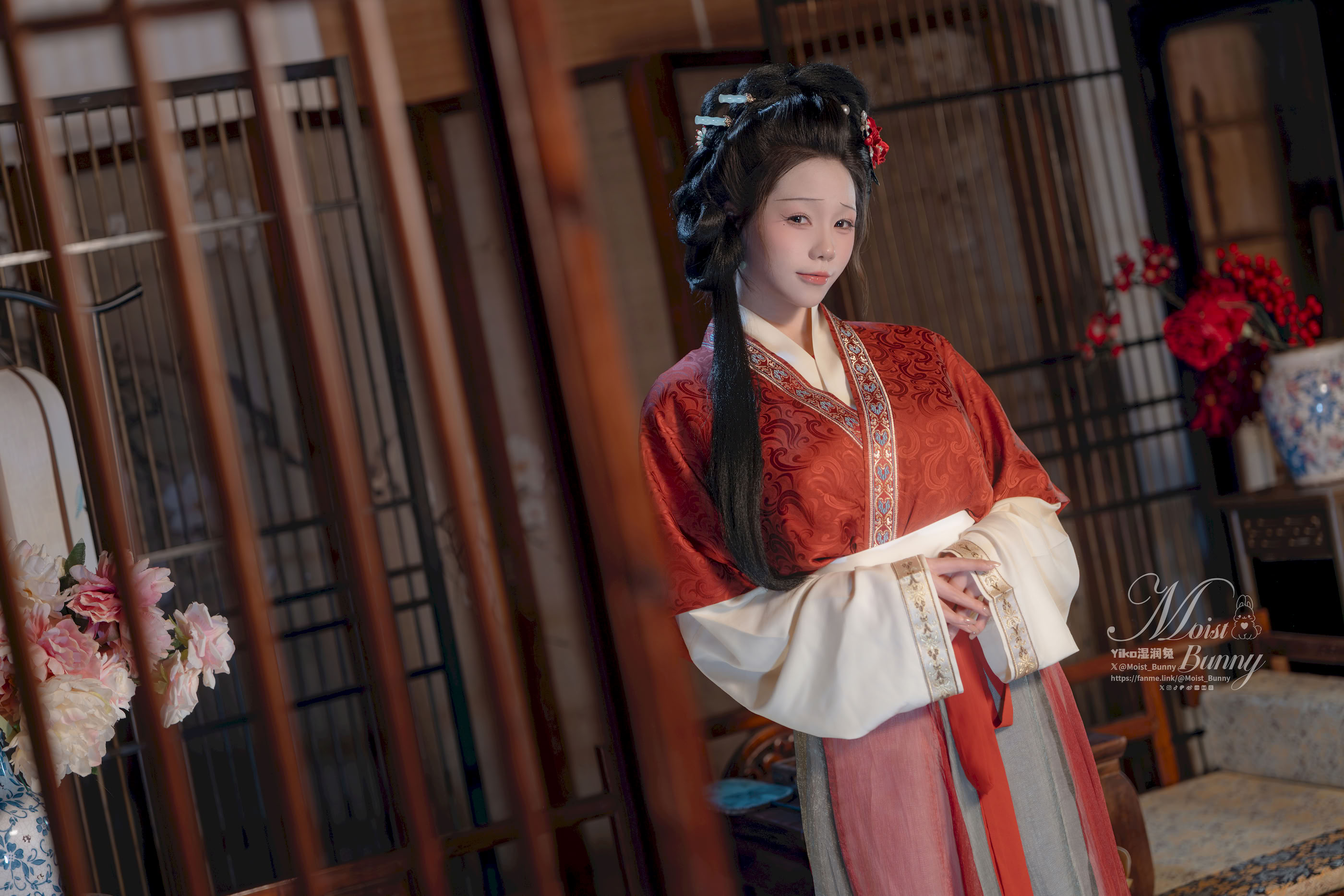 Hãy cắn một miếng cô gái thỏ ovo (Yaokotutu) – Pan Jinlian (Jin Ping Mei)