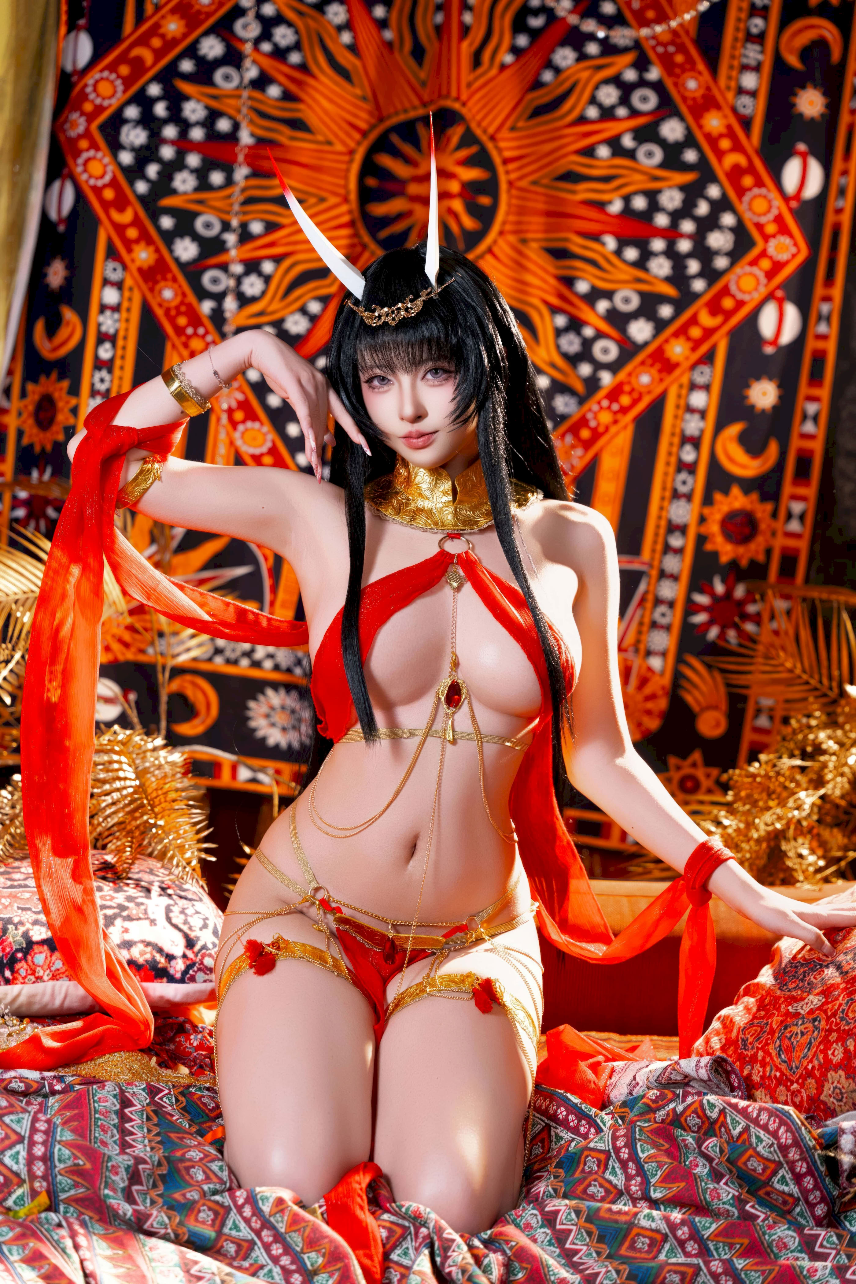 Shimizu Yuno - Vũ công Azur Lane Noshiro