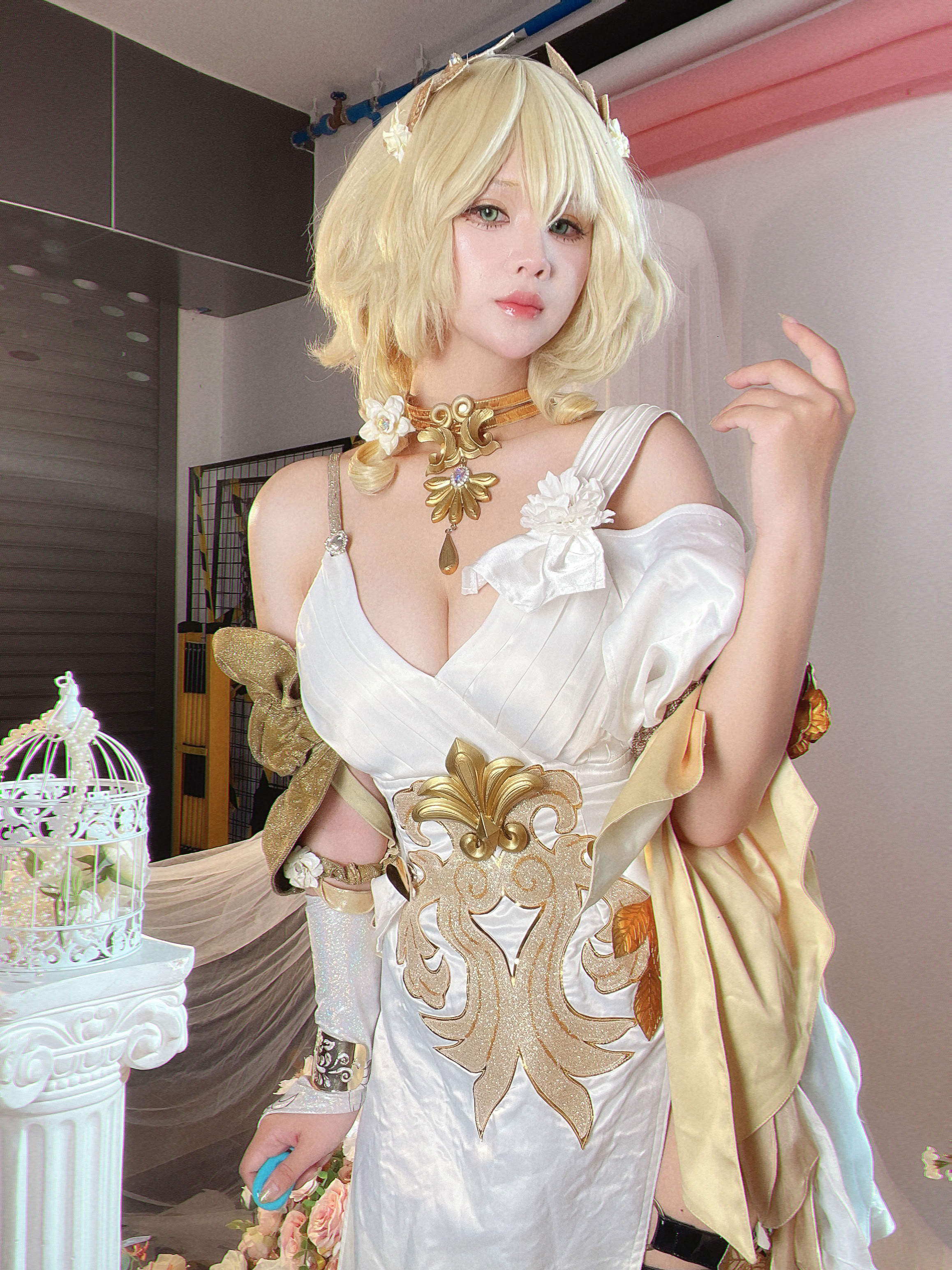 Pyoncos - Aglaea (Honkai: Đường sắt ngôi sao)