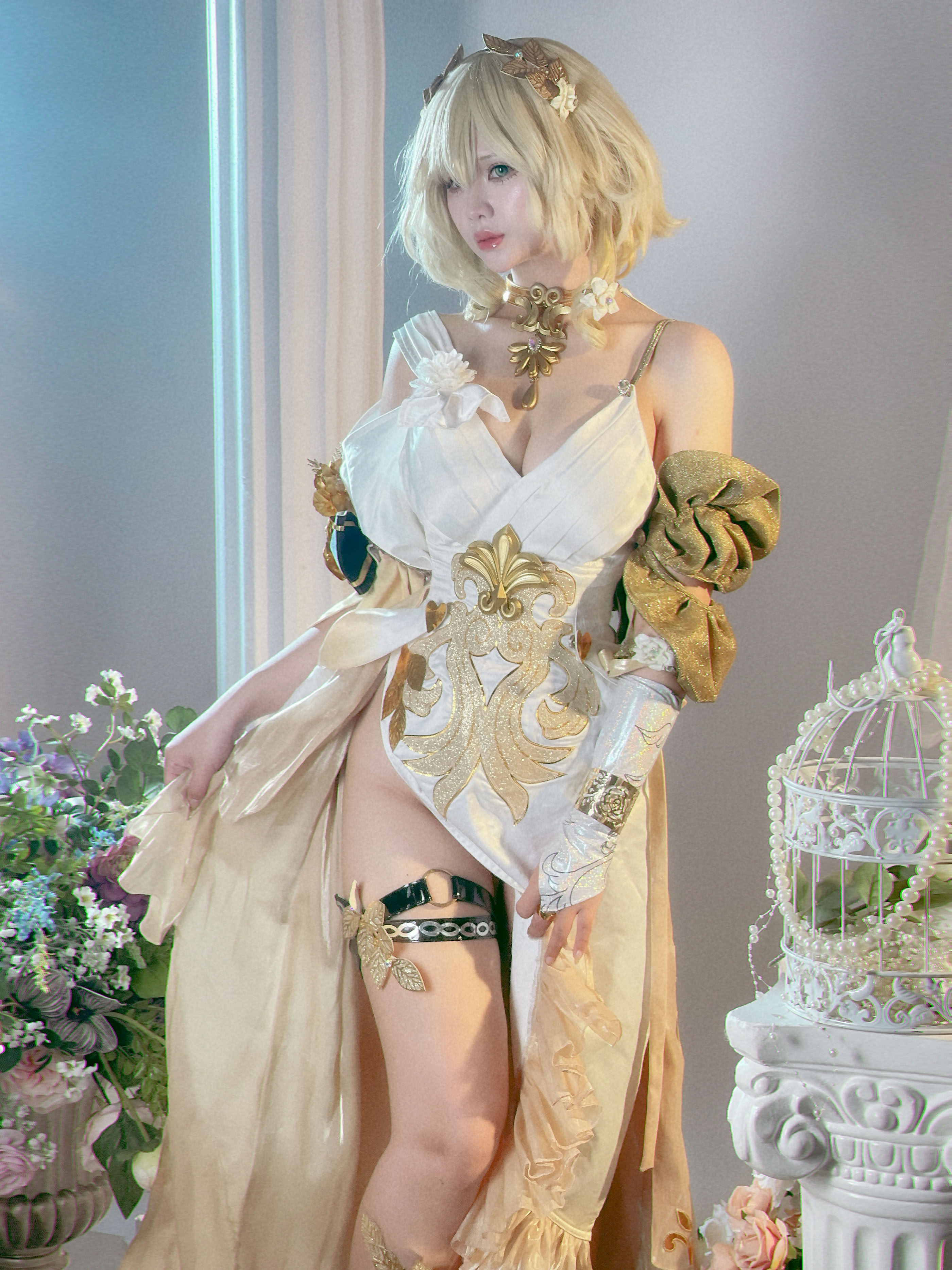 Pyoncos - Aglaea (Honkai: Đường sắt ngôi sao)