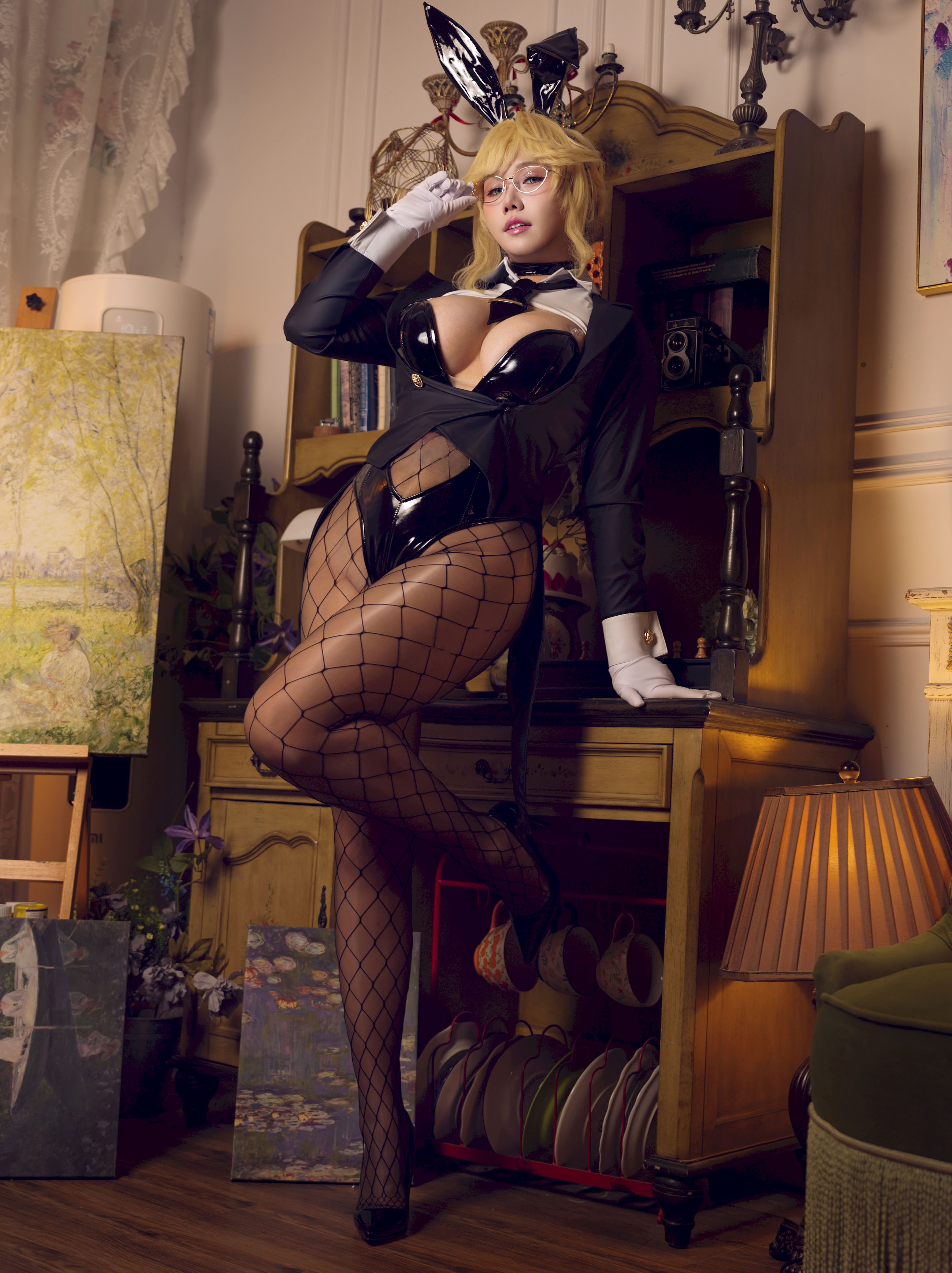 Mahua Jiang - Nữ thần chiến thắng: Nikki Ed Bunny Girl