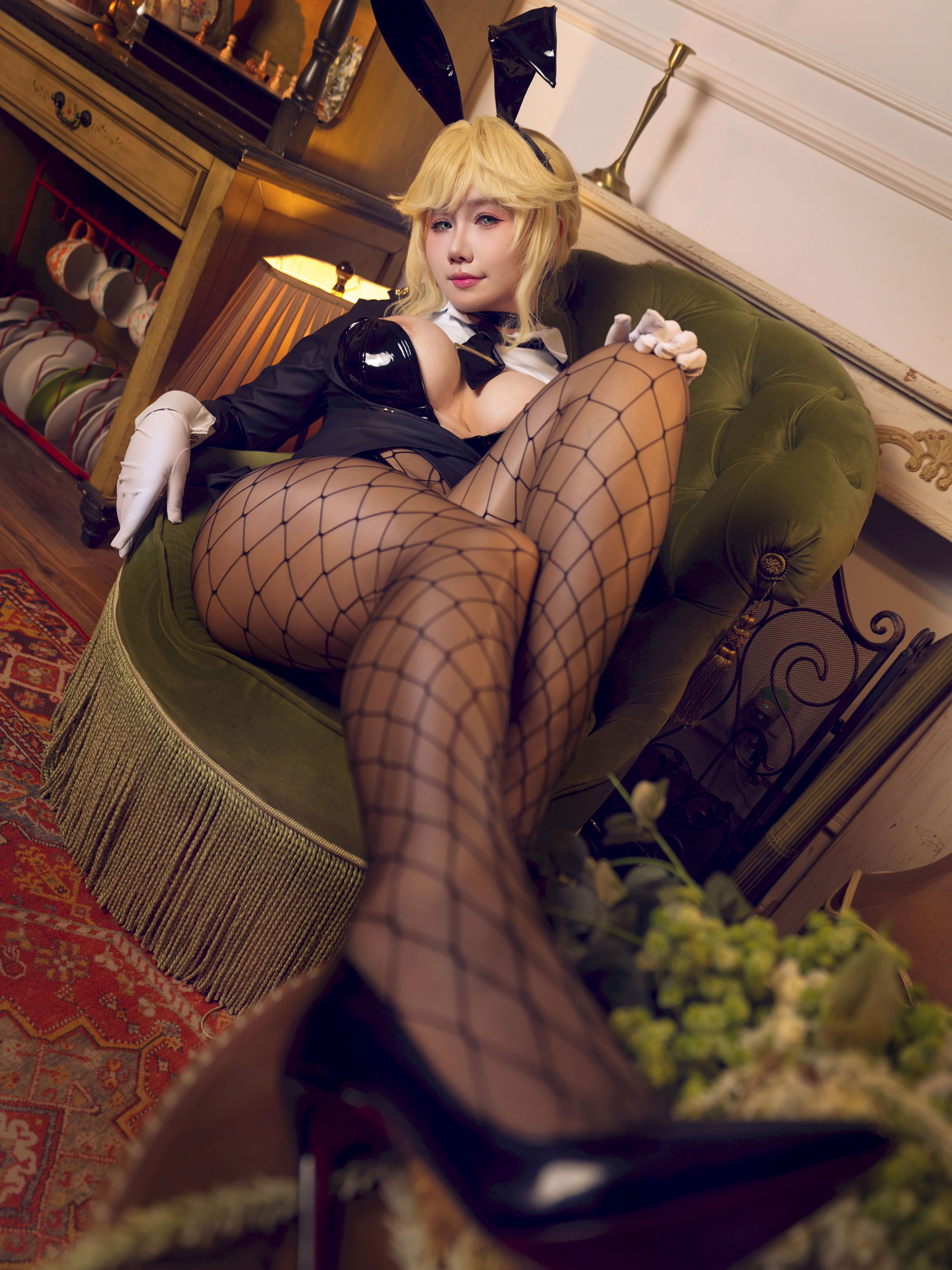 Mahua Jiang - Nữ thần chiến thắng: Nikki Ed Bunny Girl