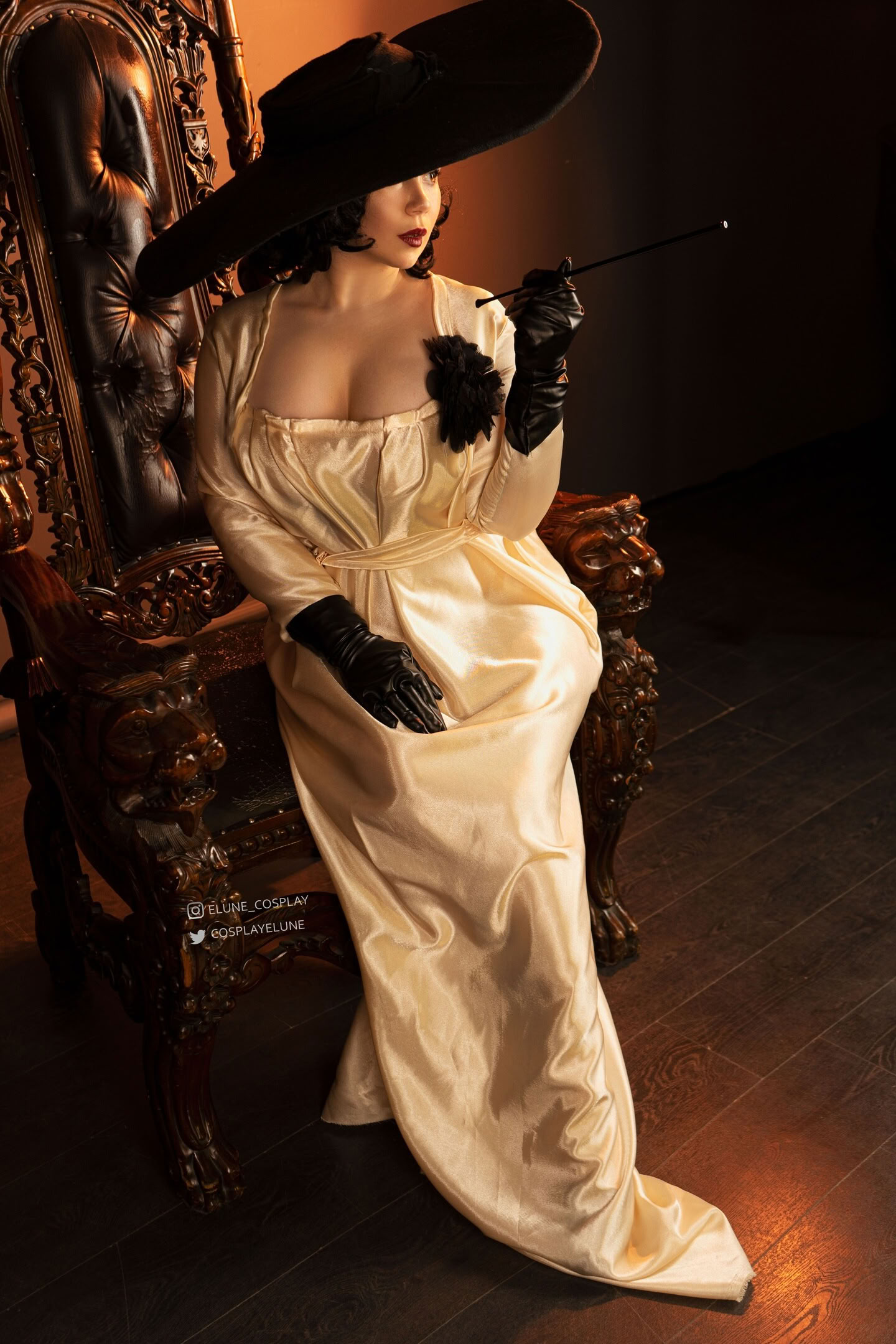 Elune - Quý cô Dimitrescu