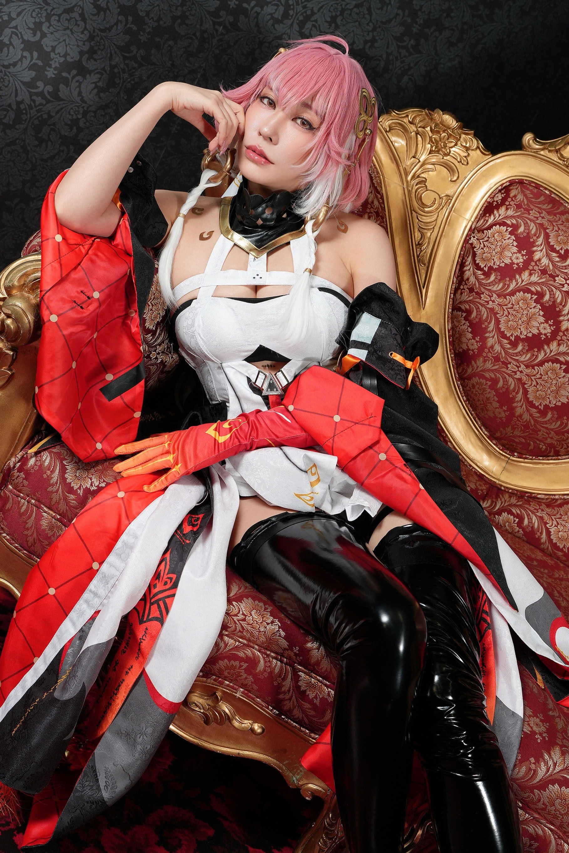 Naki Dâm Dục Gaiden/Mitsushio/Nagari