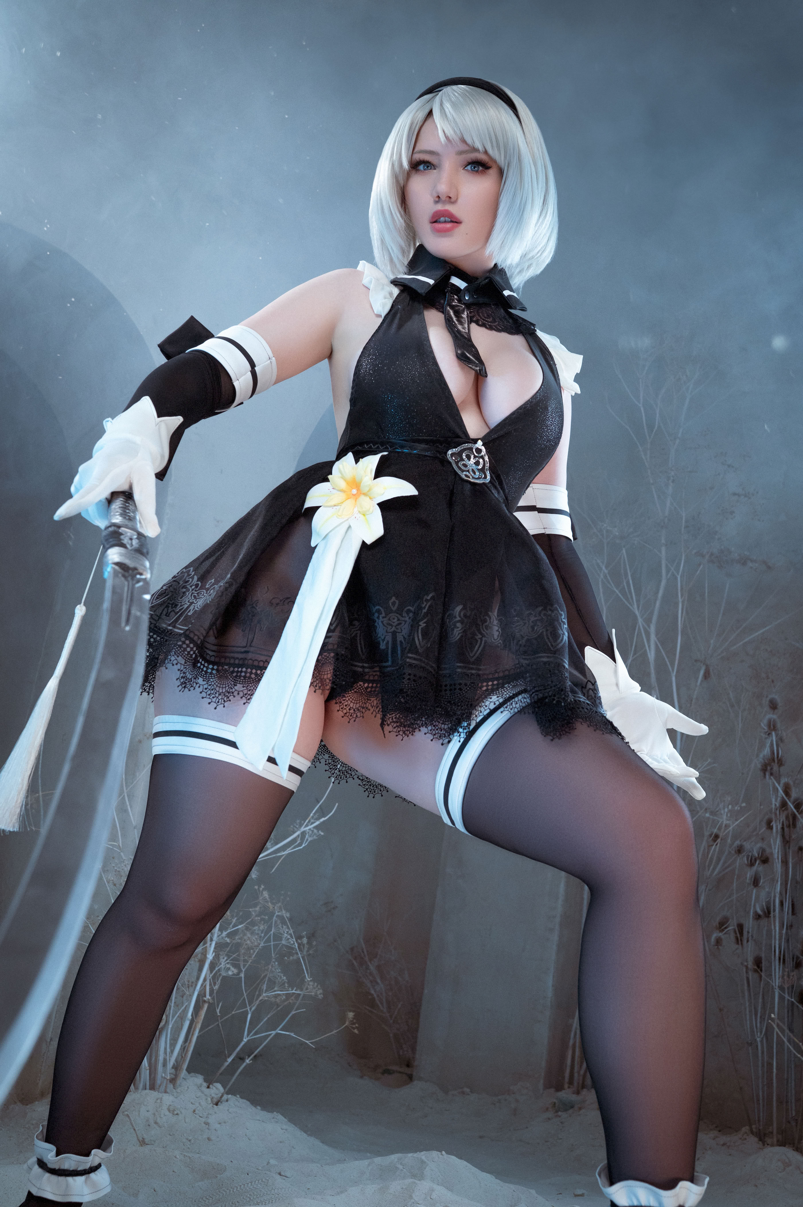 Lada Lyumos - Nier Automata (cộng tác)