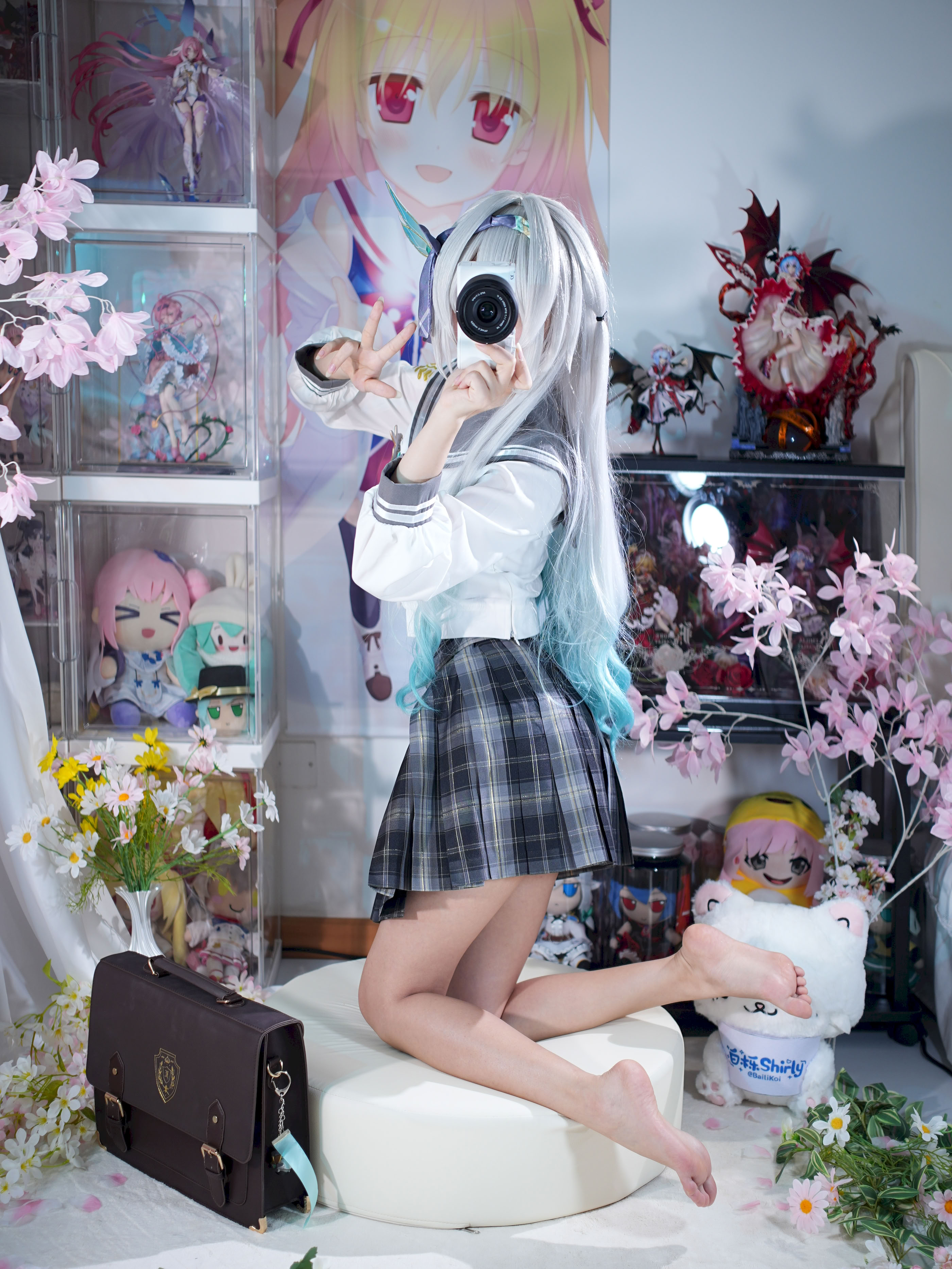 White Oak Shirly - Quà lưu niệm mùa xuân đom đóm (Honkai: Star Dome Railway)