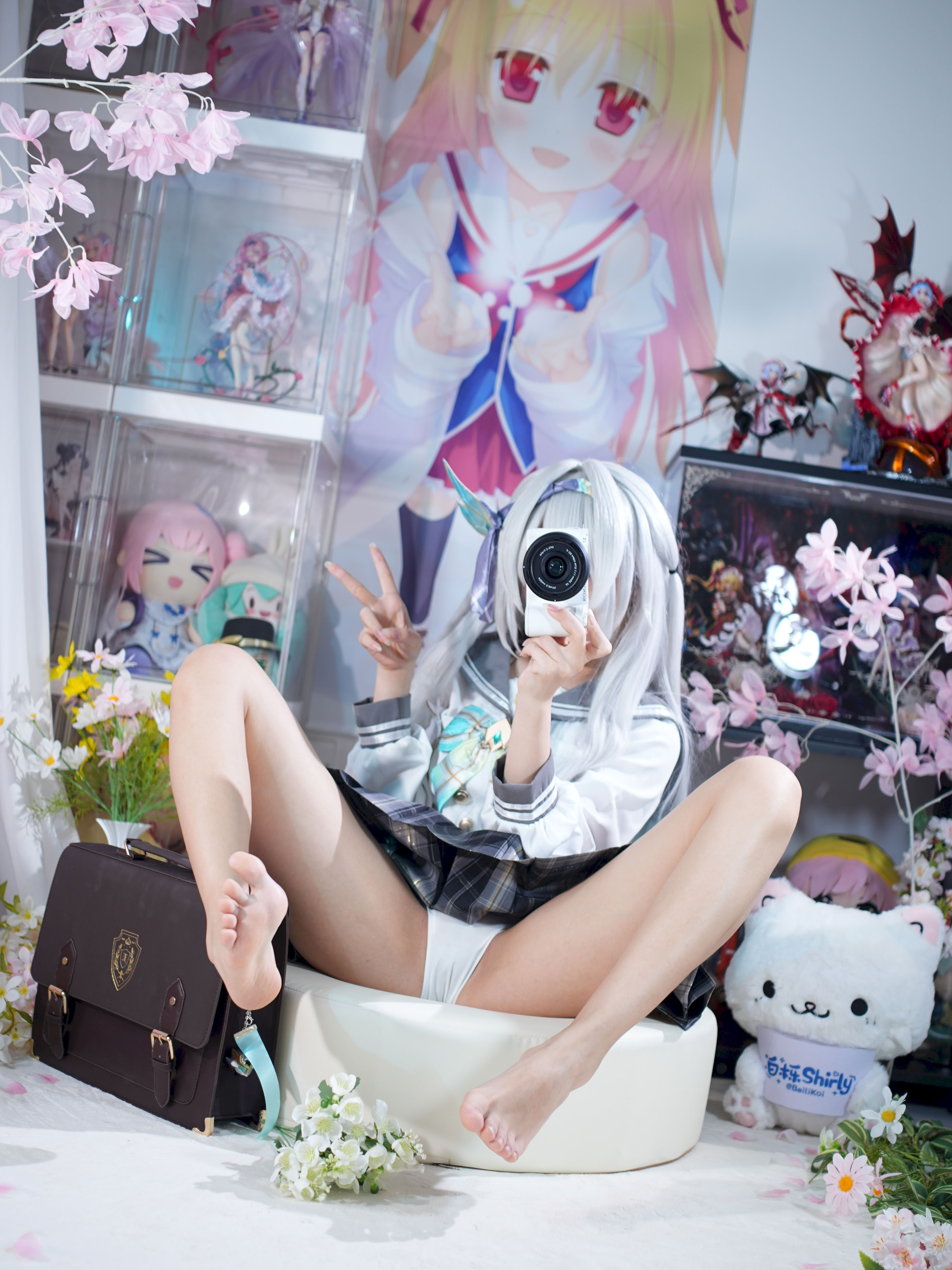 White Oak Shirly - Quà lưu niệm mùa xuân đom đóm (Honkai: Star Dome Railway)