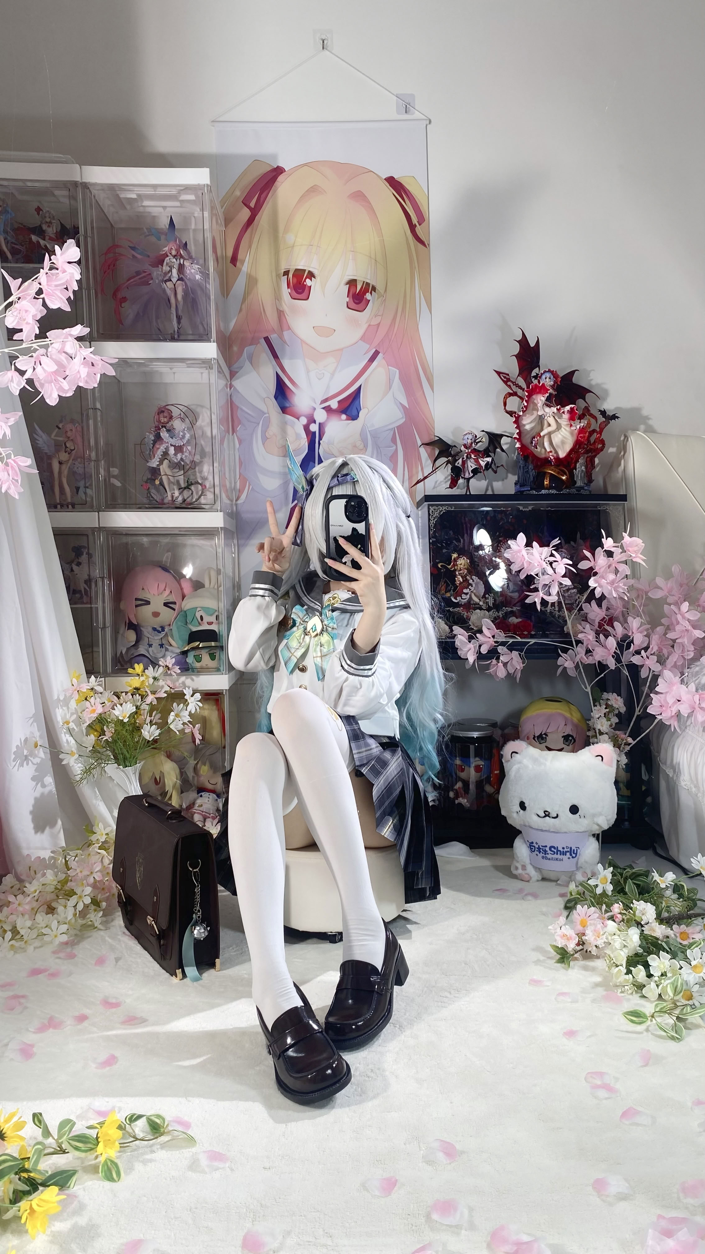 White Oak Shirly - Quà lưu niệm mùa xuân đom đóm (Honkai: Star Dome Railway)